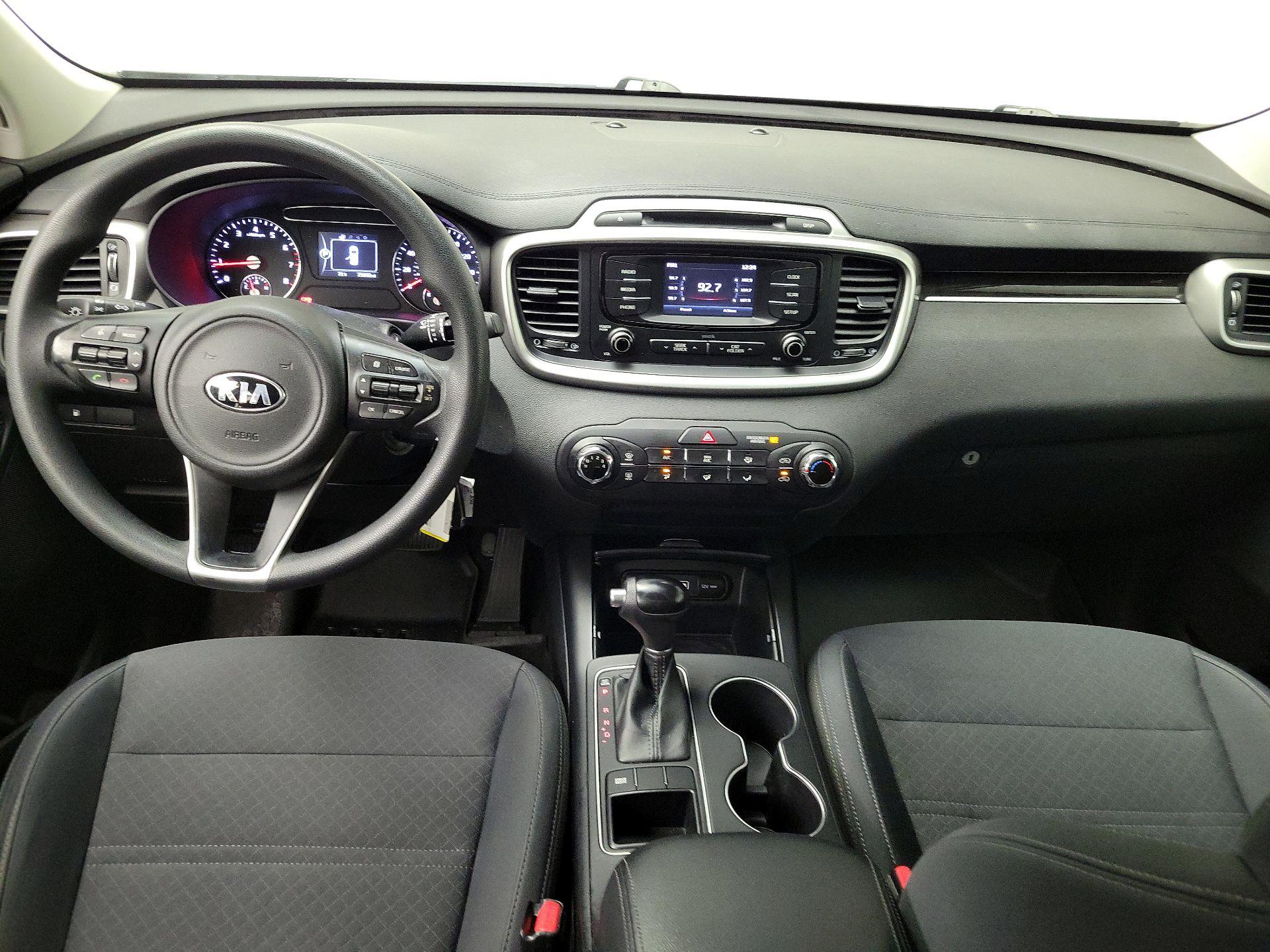 Thumbnail: 2018 Kia Sorento - 9