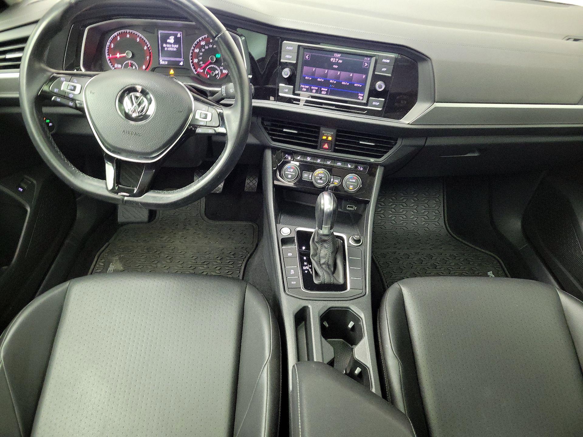 Thumbnail: 2019 Volkswagen Jetta - 9