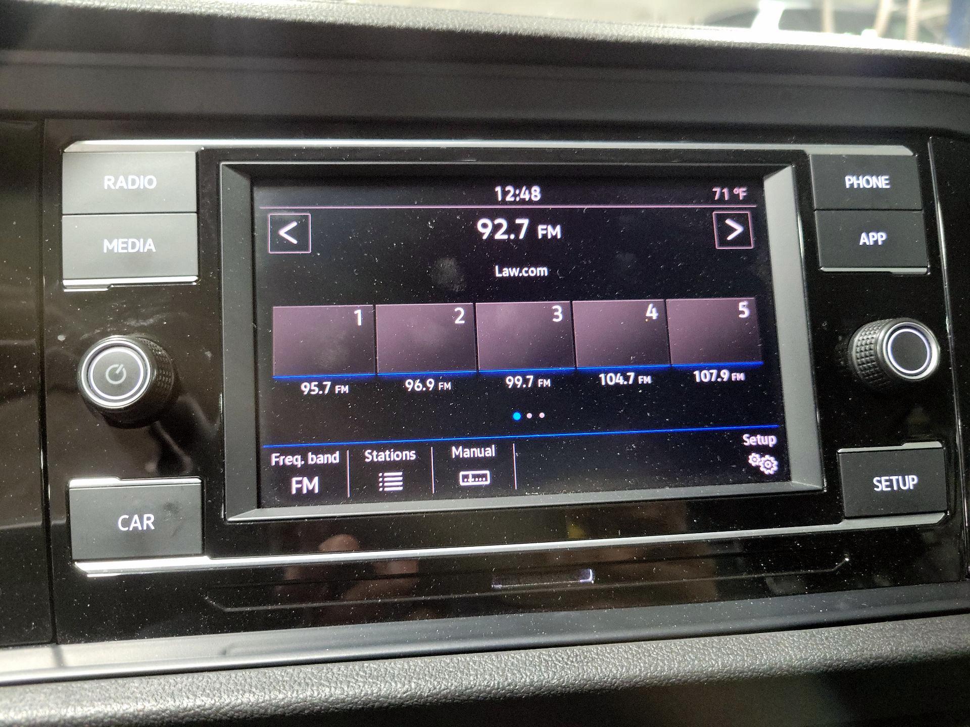 Thumbnail: 2019 Volkswagen Jetta - 15