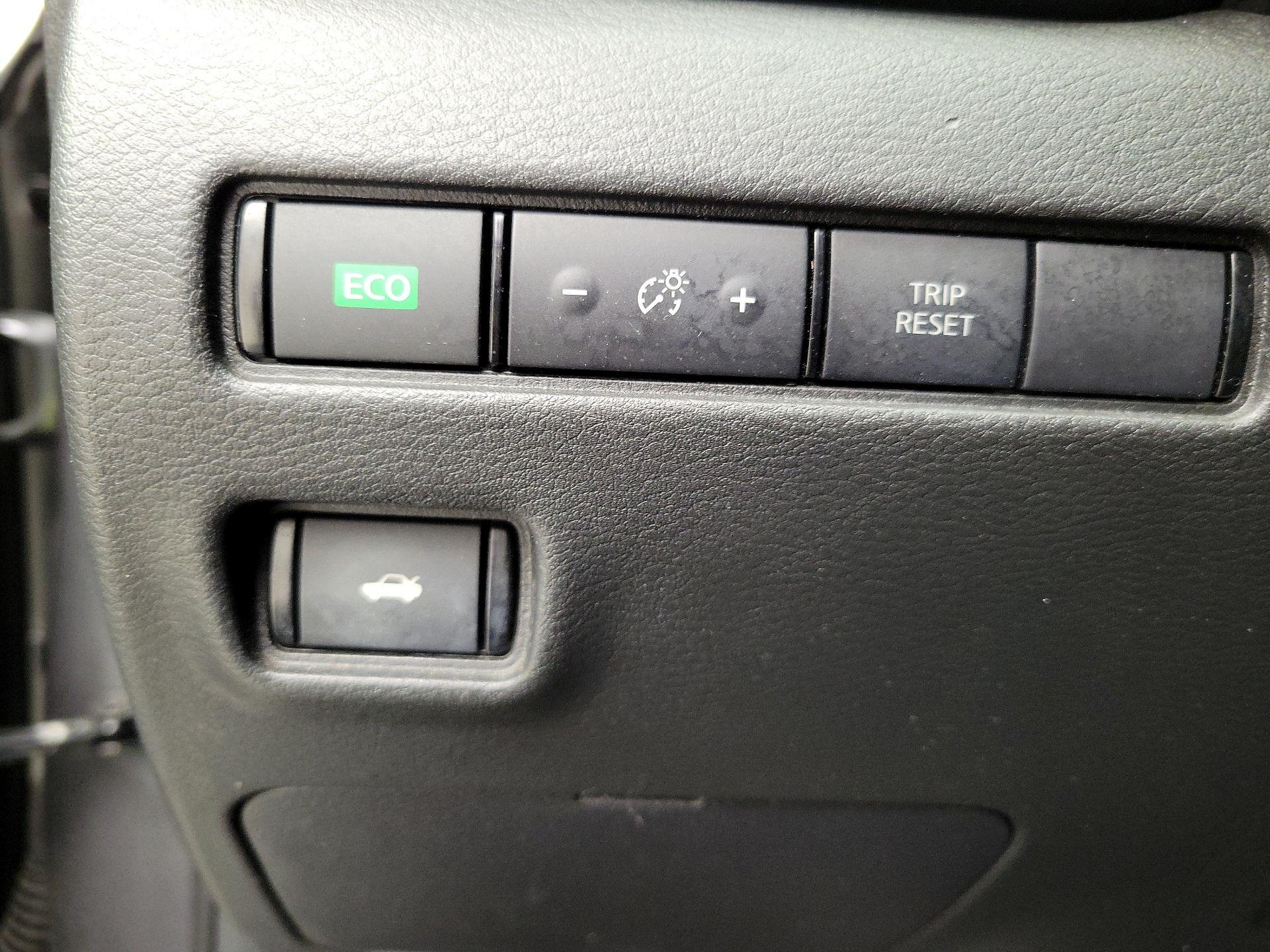 Thumbnail: 2020 Nissan Sentra - 13