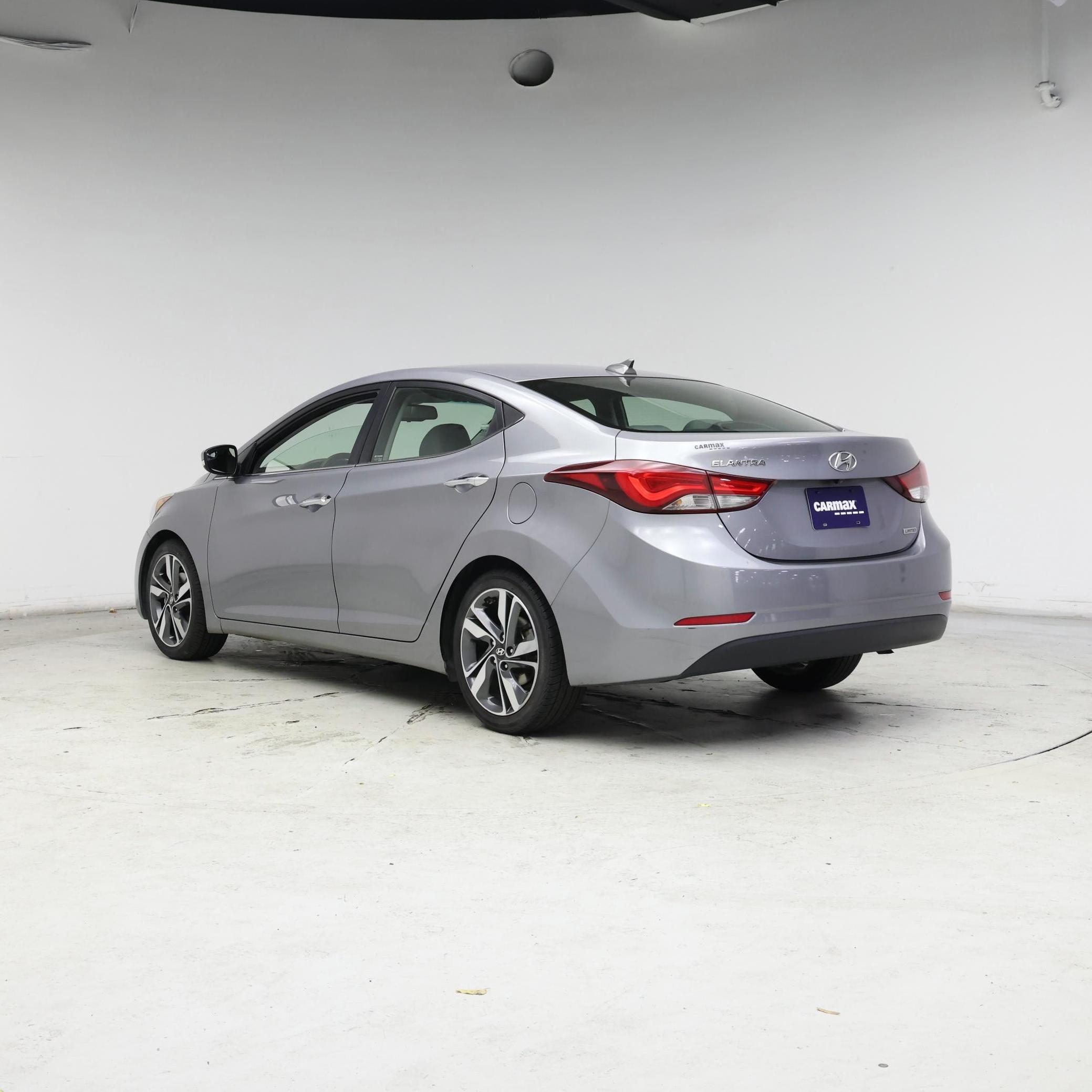 Thumbnail: 2015 Hyundai Elantra - 2