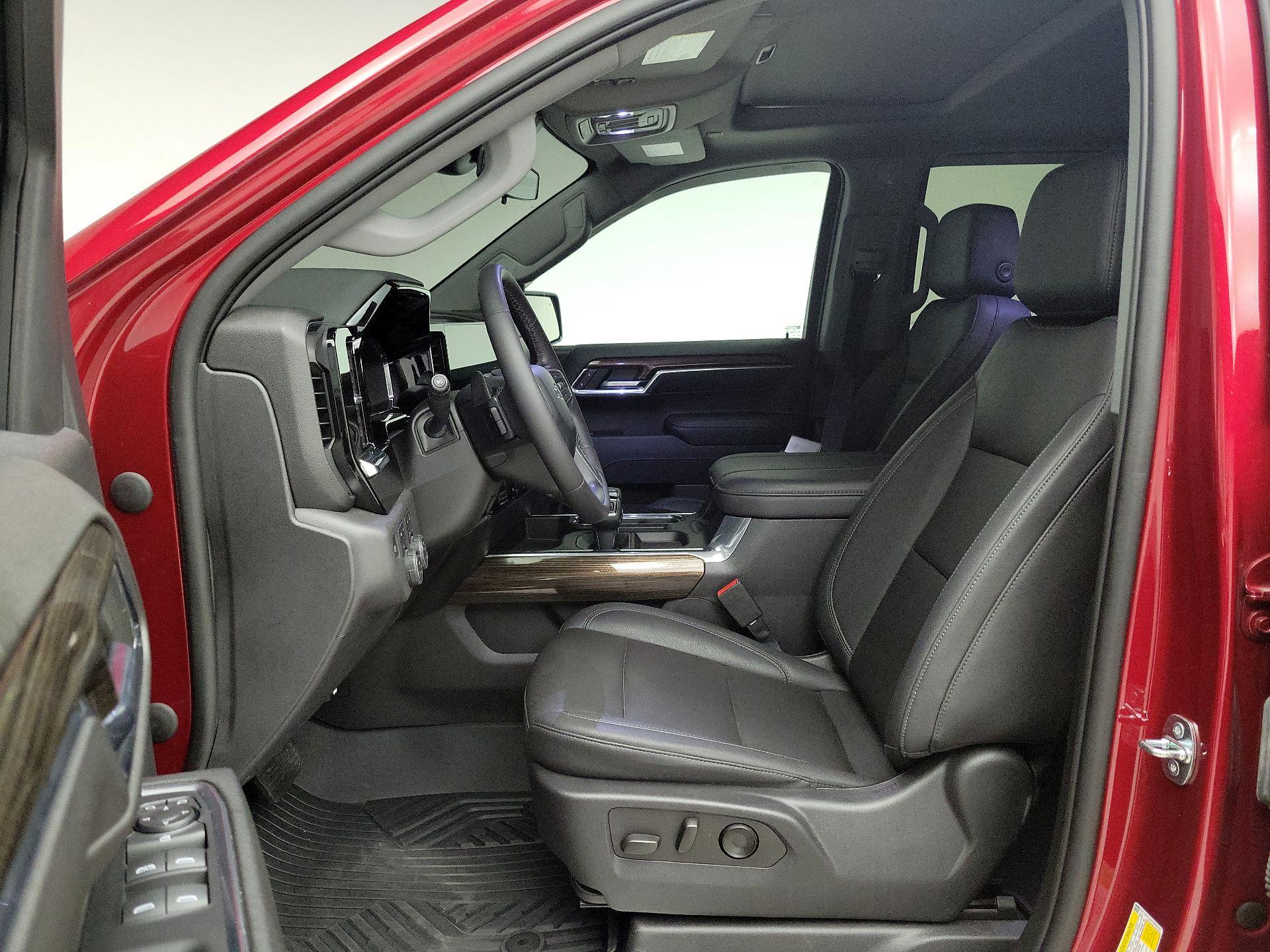 Thumbnail: 2023 Chevrolet Silverado 1500 - 11