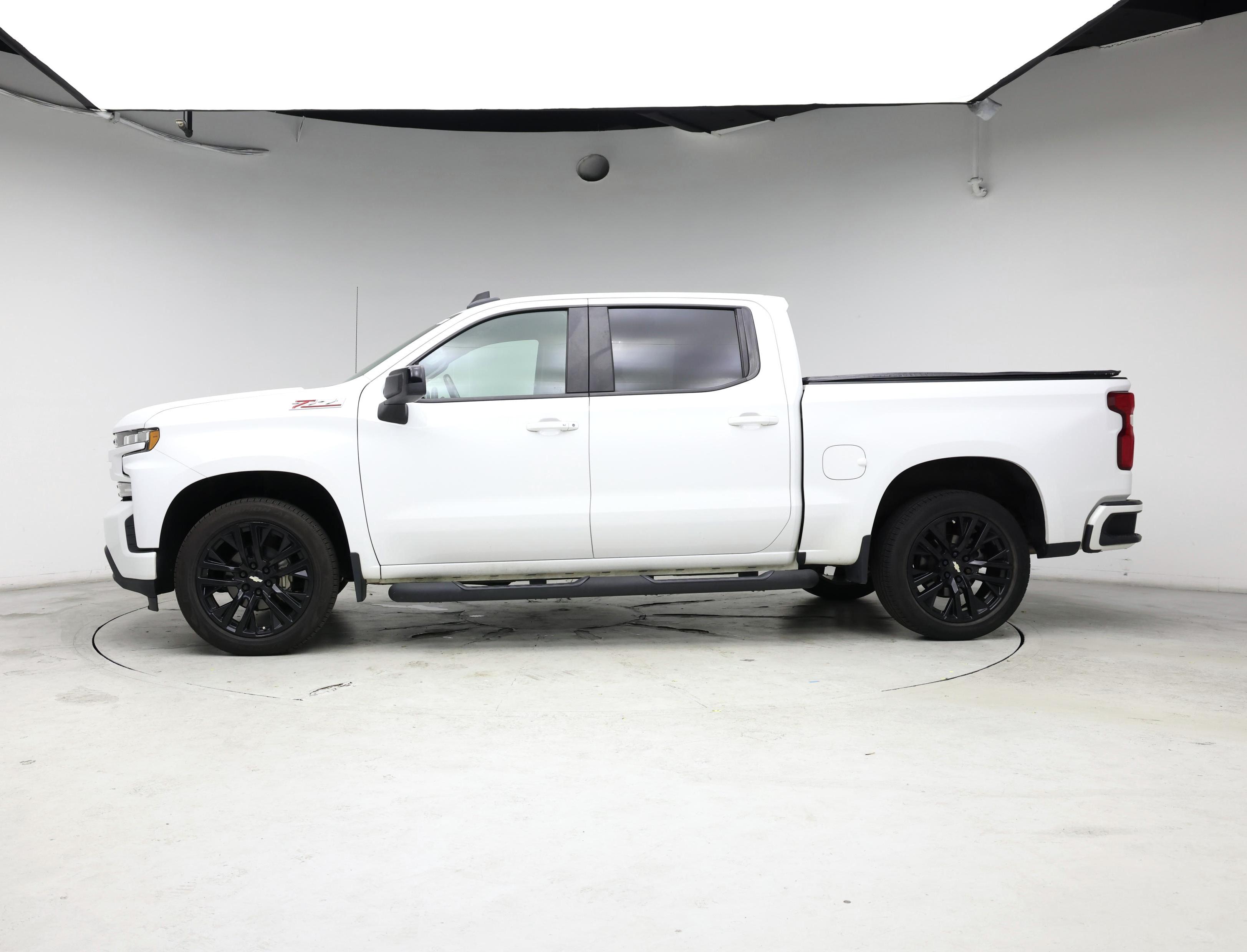 Thumbnail: 2020 Chevrolet Silverado 1500 - 3
