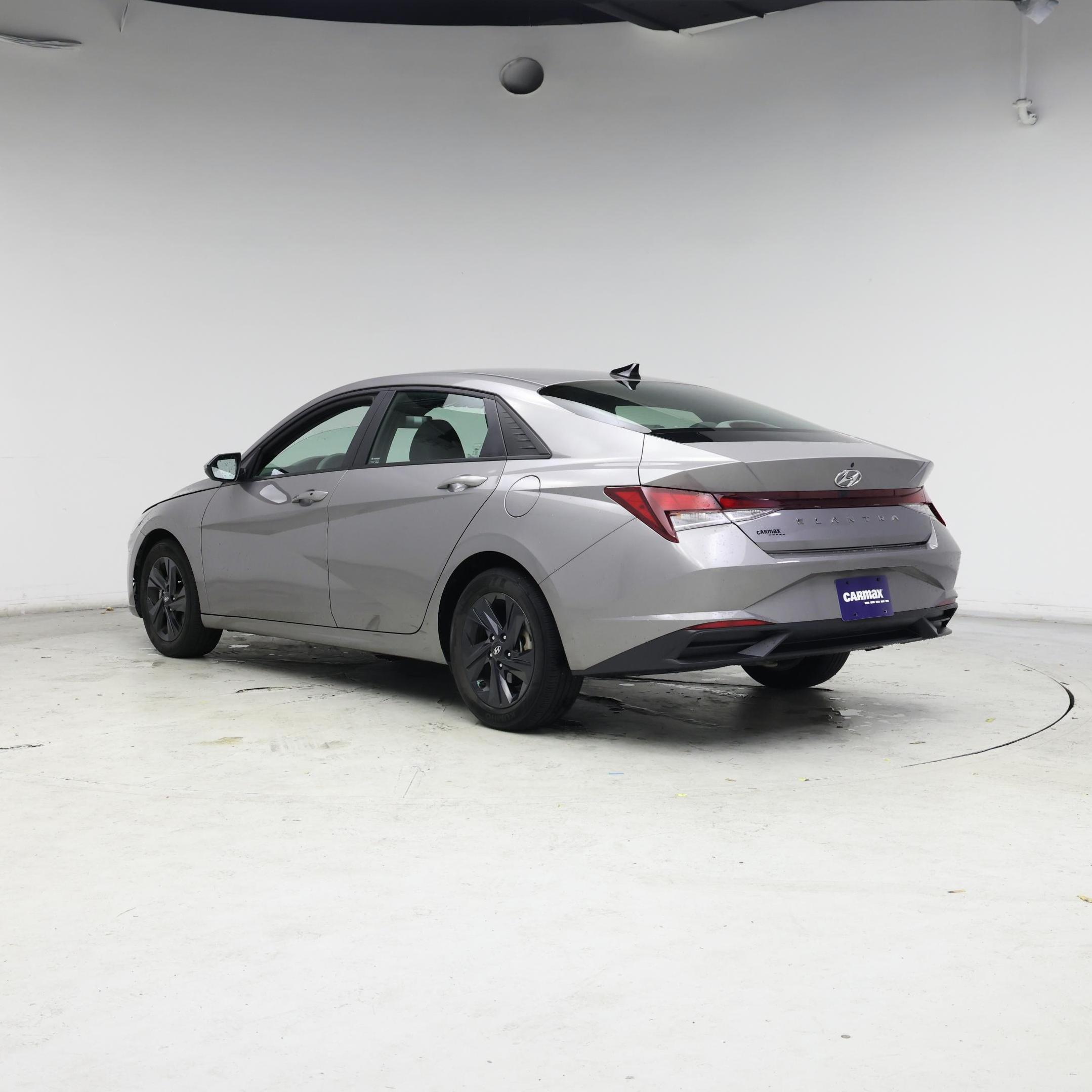 Thumbnail: 2023 Hyundai Elantra - 2