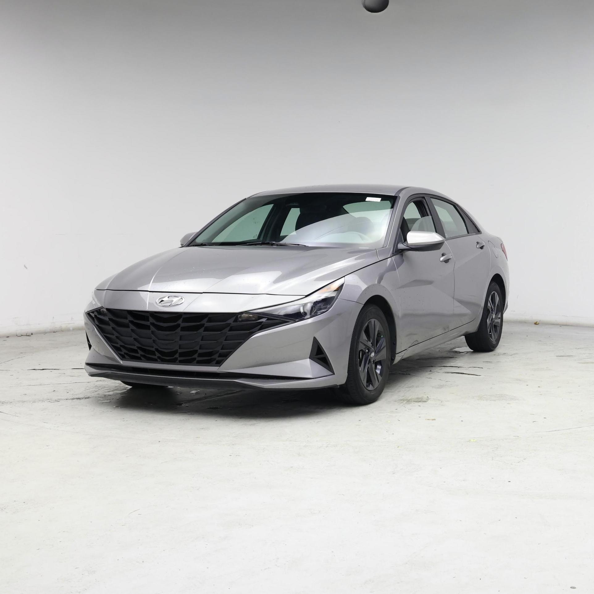 Thumbnail: 2023 Hyundai Elantra - 4