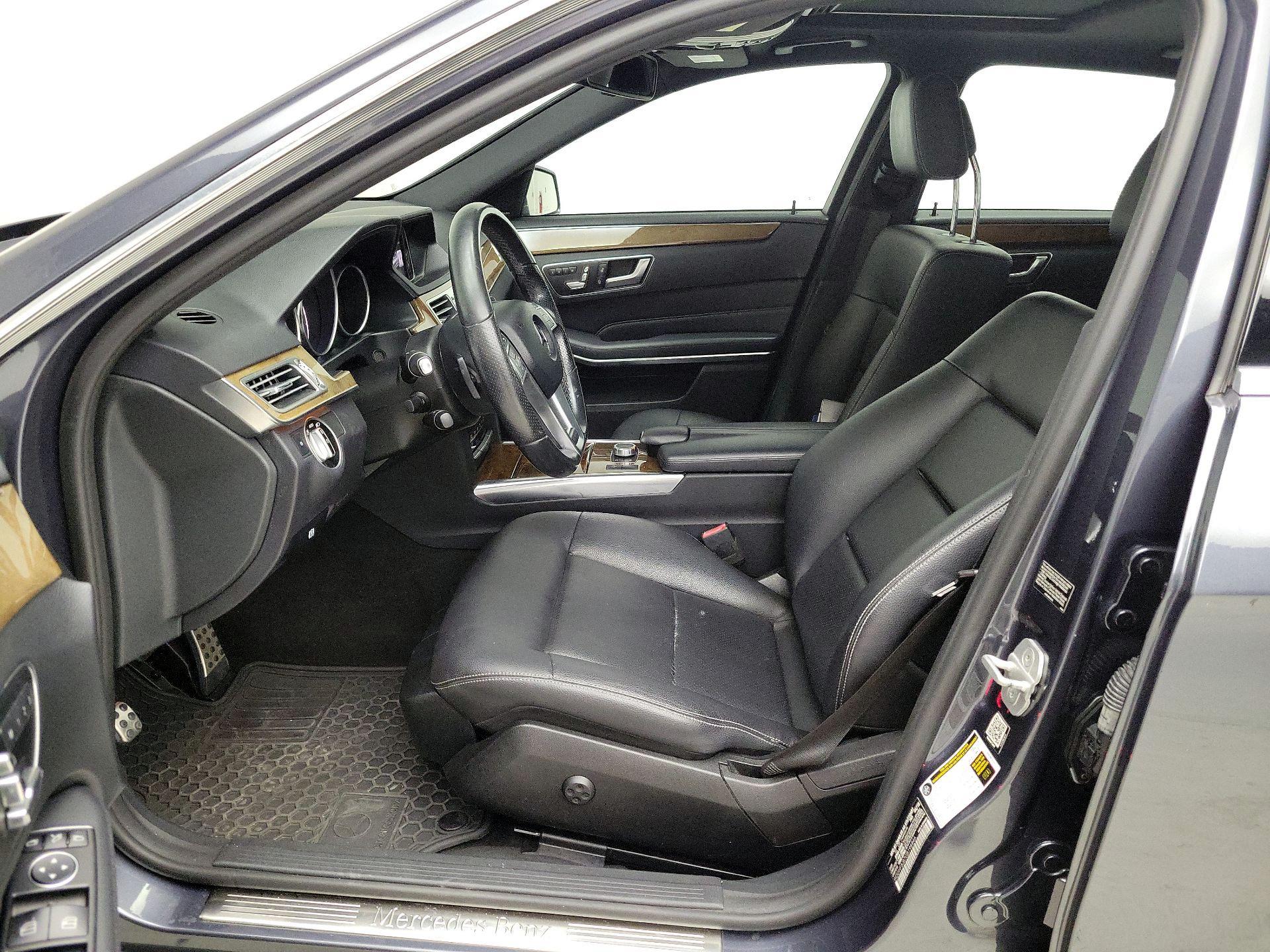 Thumbnail: 2016 Mercedes-Benz E-Class - 11