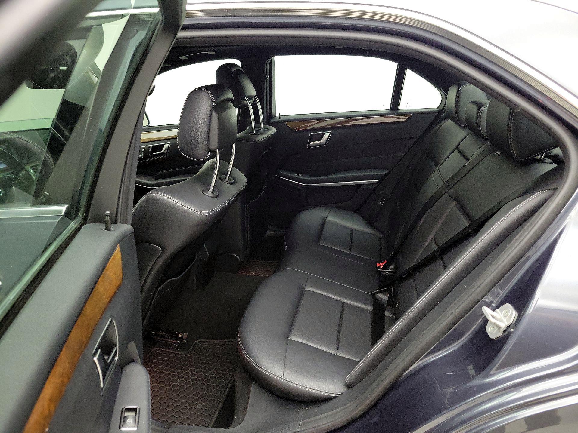 Thumbnail: 2016 Mercedes-Benz E-Class - 20