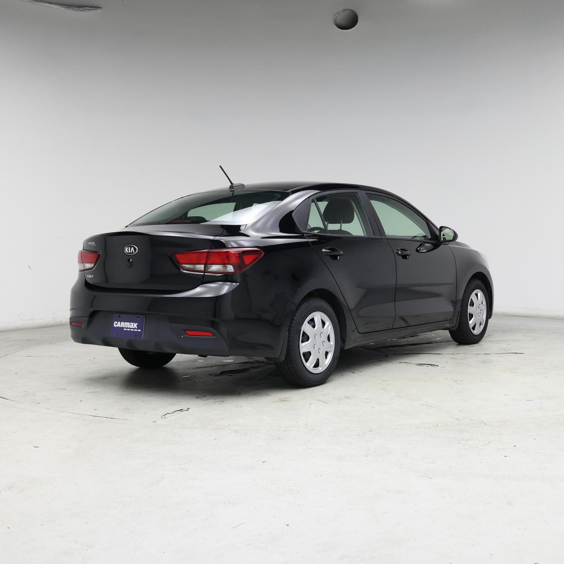 Thumbnail: 2019 Kia Rio - 8
