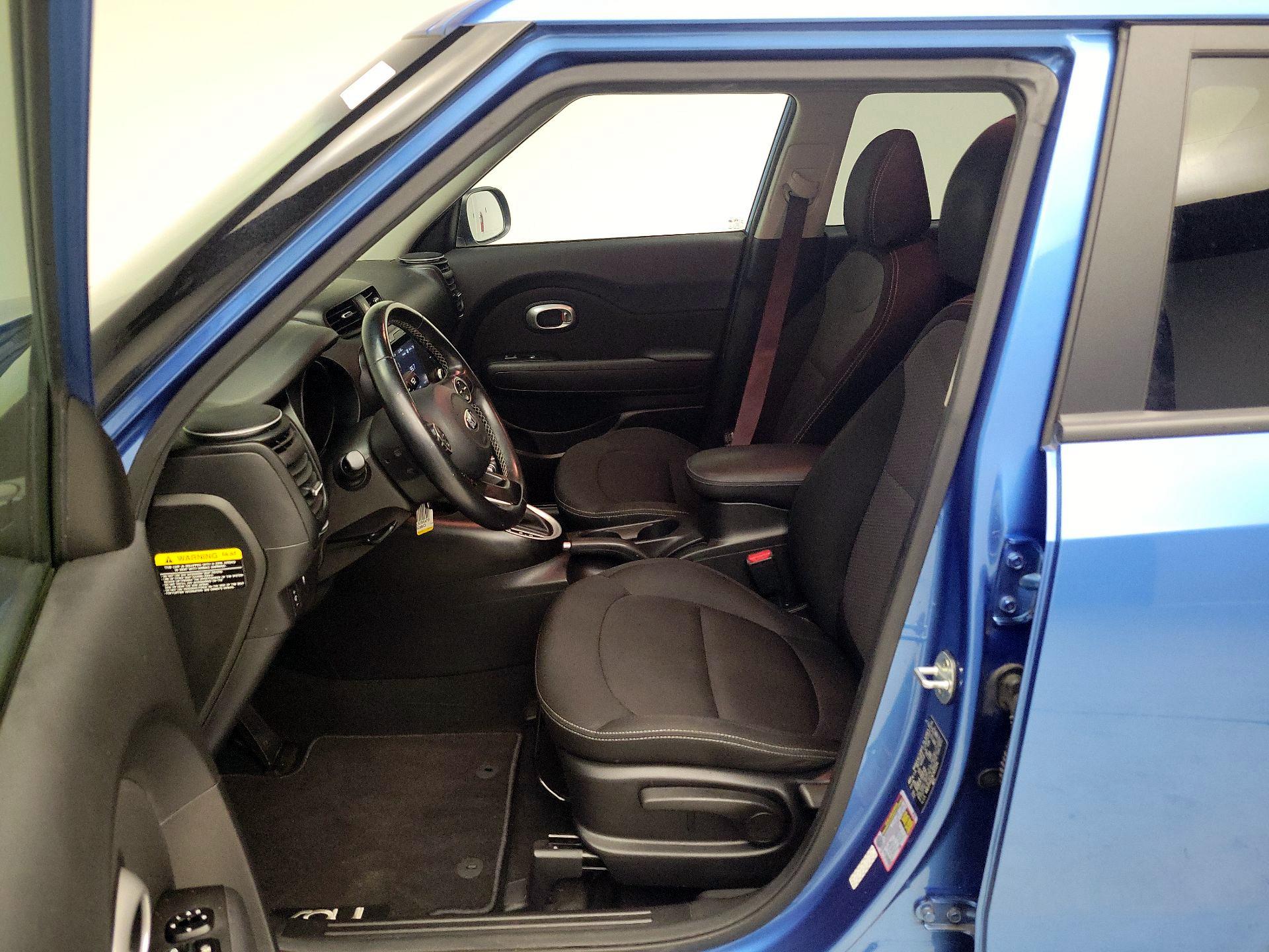 Thumbnail: 2019 Kia Soul - 11