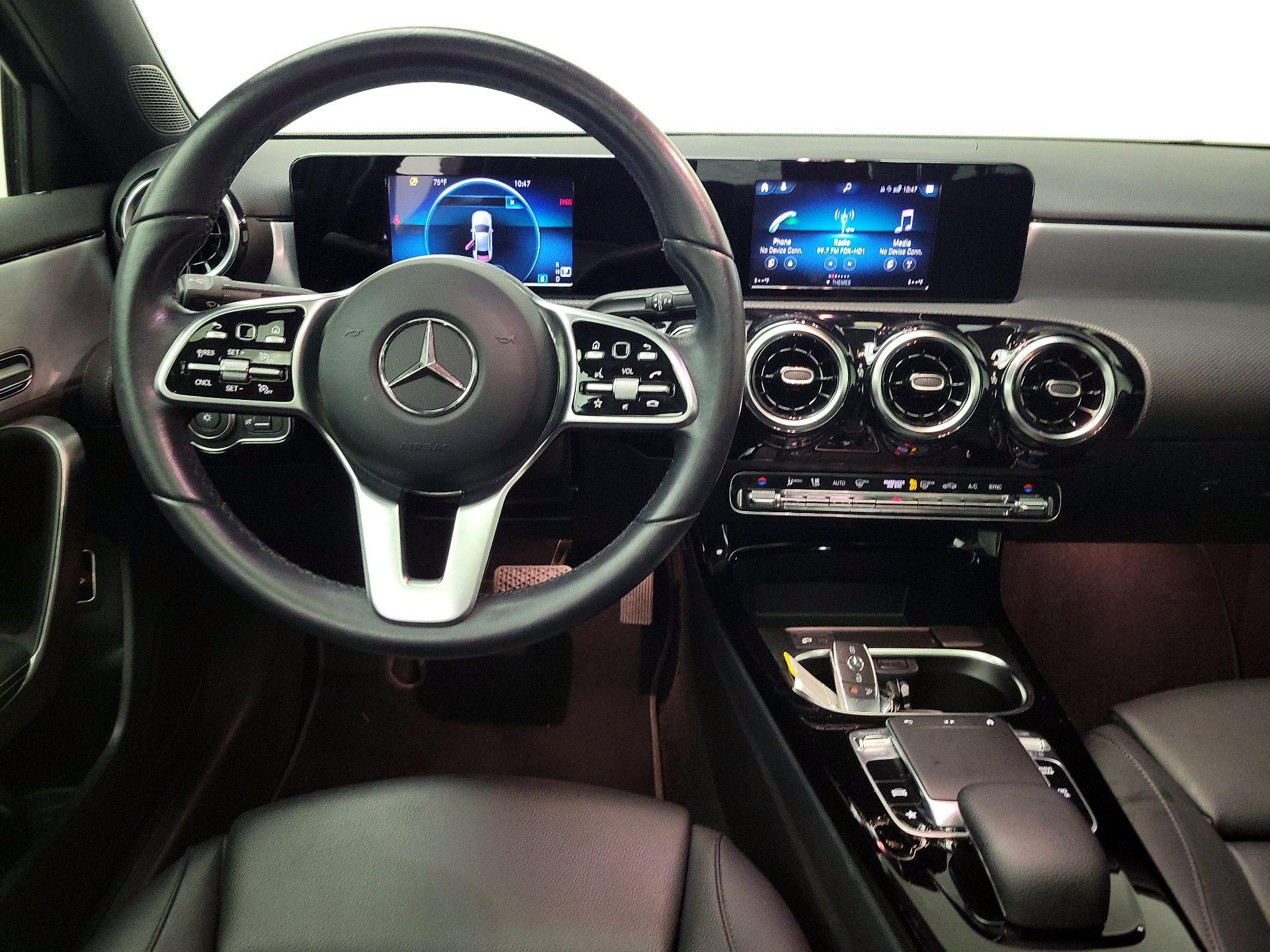 Thumbnail: 2020 Mercedes-Benz A-Class - 10