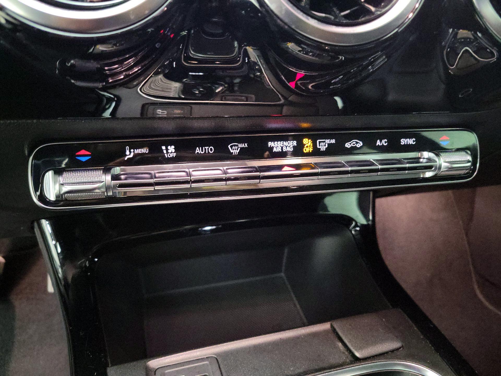 Thumbnail: 2020 Mercedes-Benz A-Class - 16