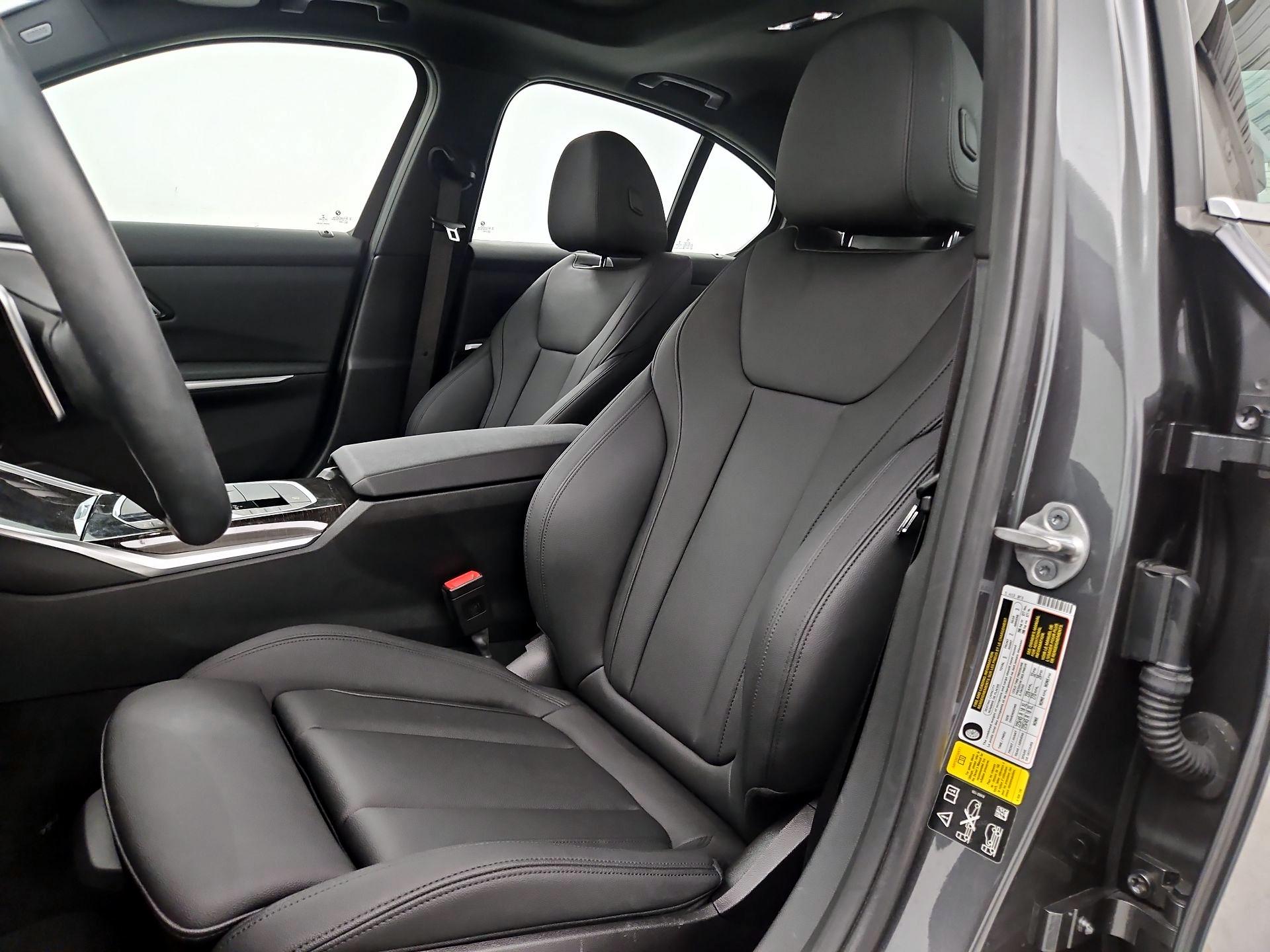 Thumbnail: 2021 BMW 3 Series - 11