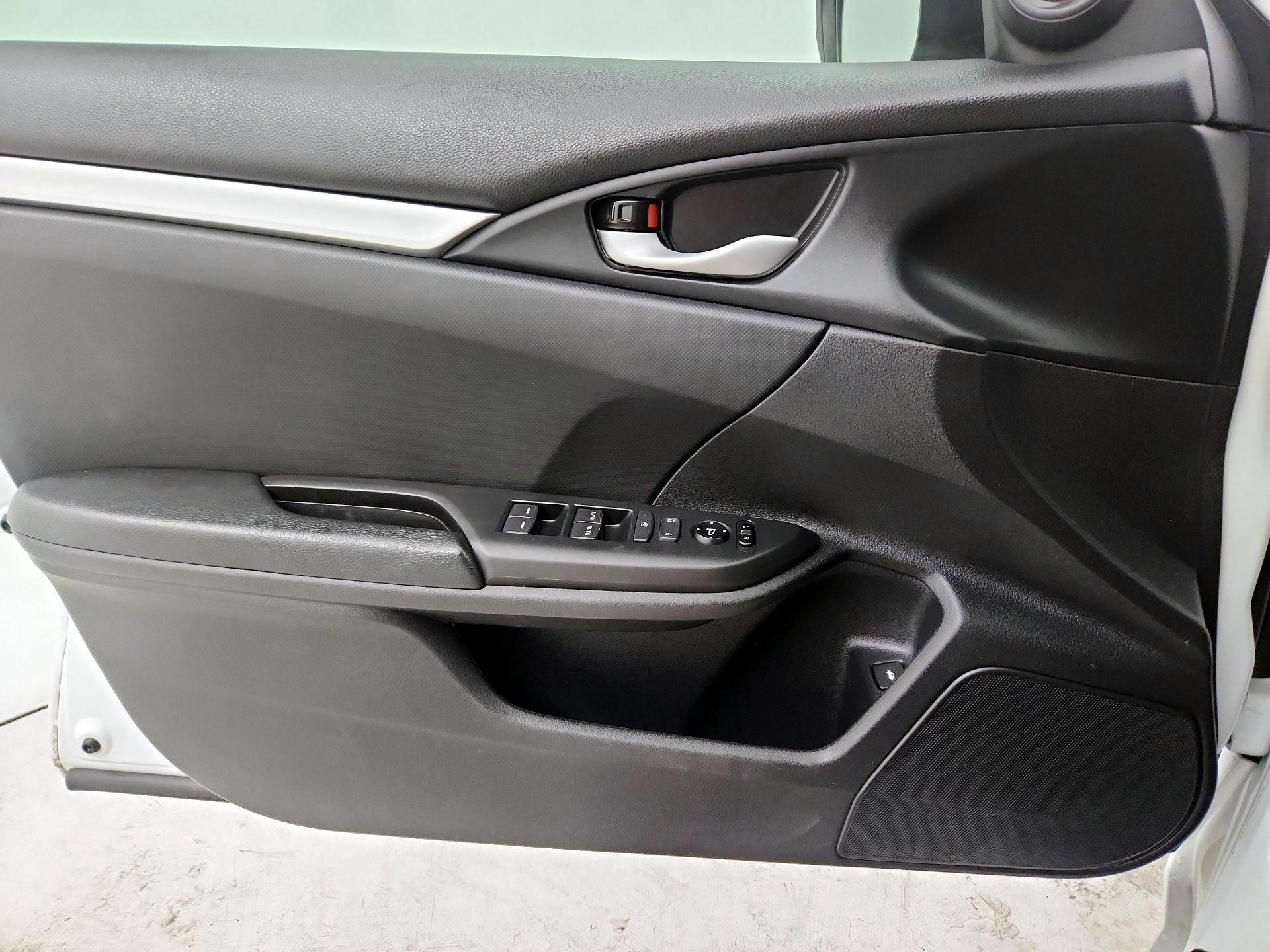 Thumbnail: 2020 Honda Civic - 12