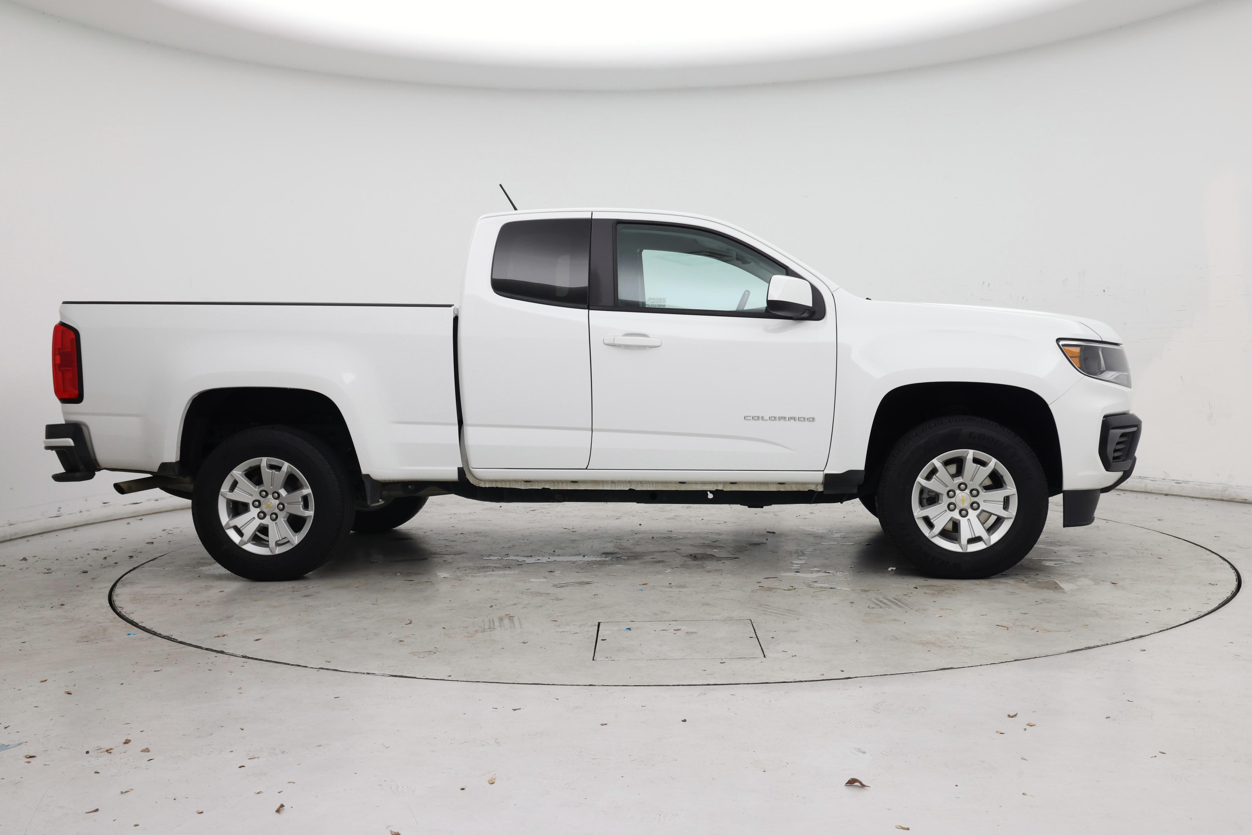 Thumbnail: 2022 Chevrolet Colorado - 7