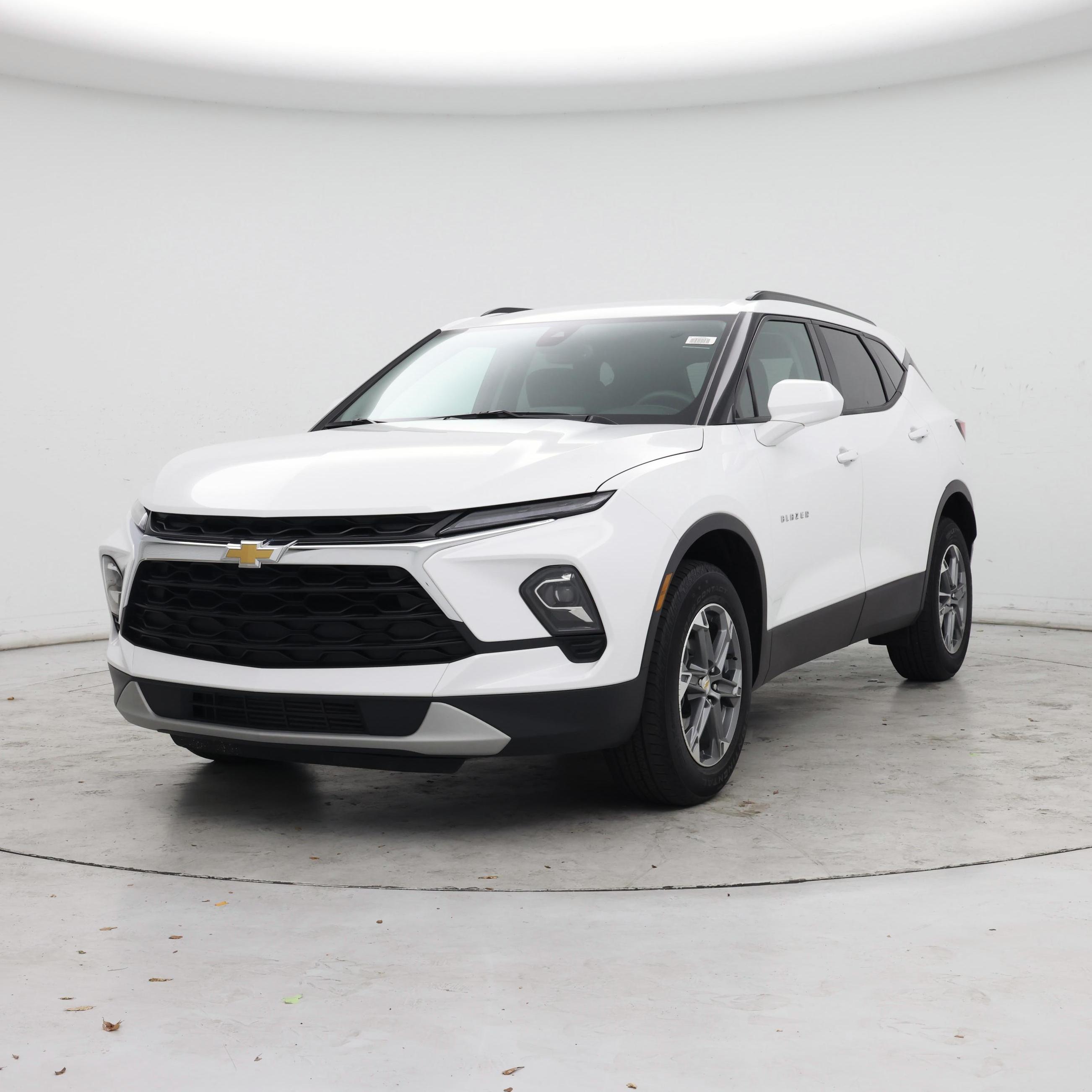 Thumbnail: 2023 Chevrolet Blazer - 4