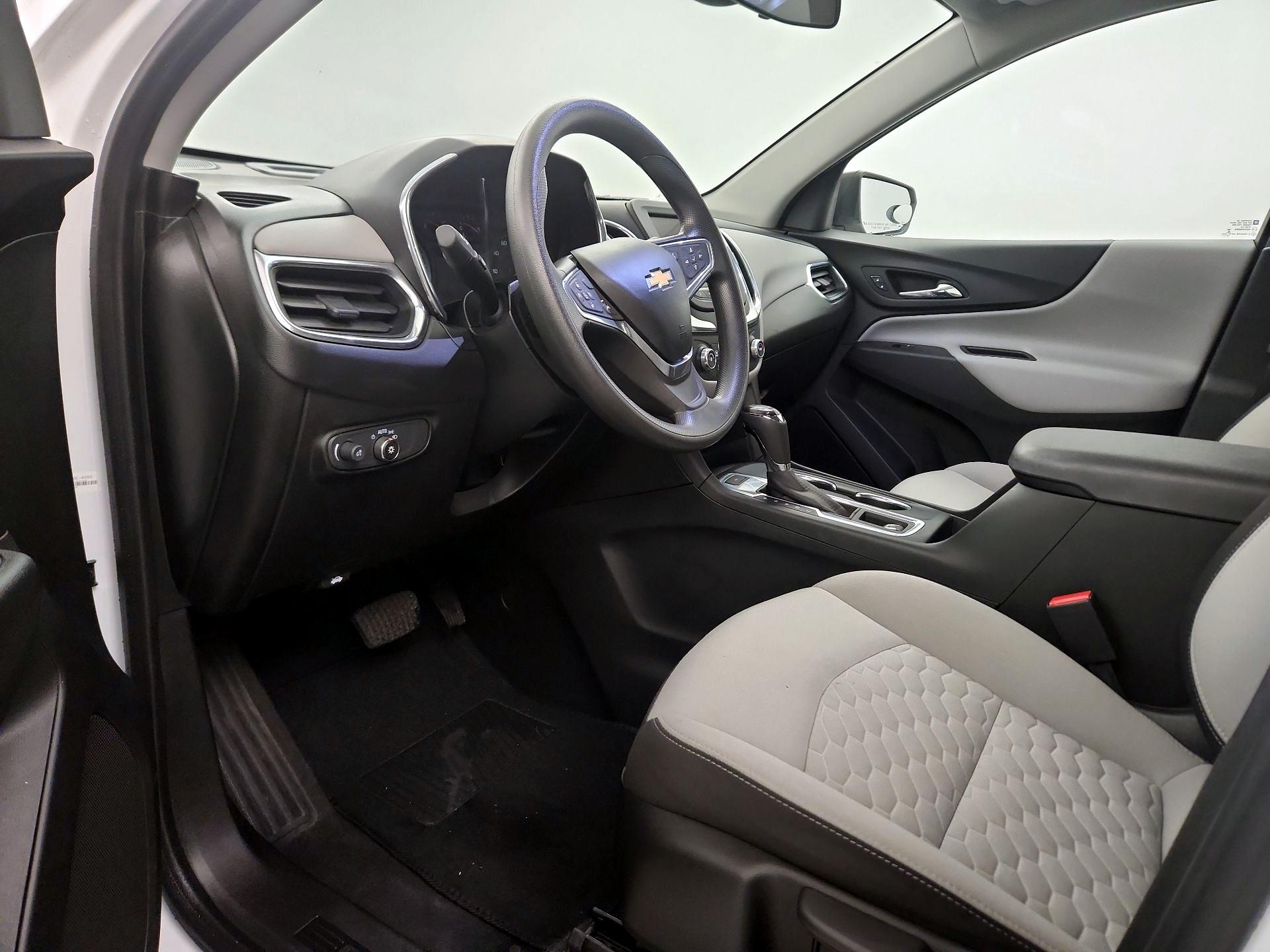 Thumbnail: 2020 Chevrolet Equinox - 11