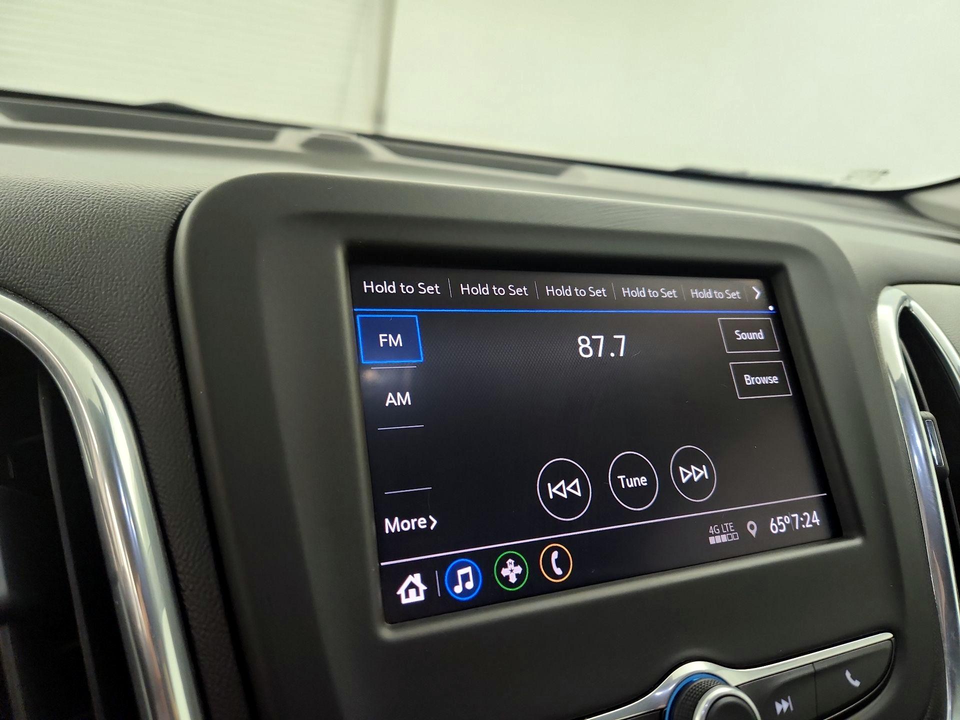 Thumbnail: 2020 Chevrolet Equinox - 15