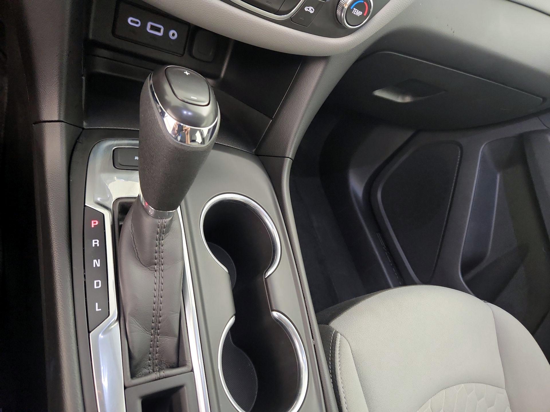 Thumbnail: 2020 Chevrolet Equinox - 17