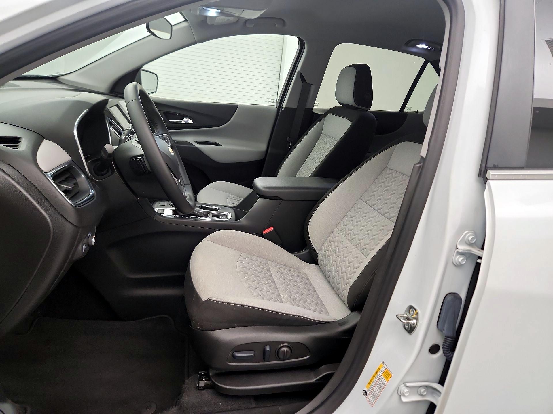 Thumbnail: 2023 Chevrolet Equinox - 11