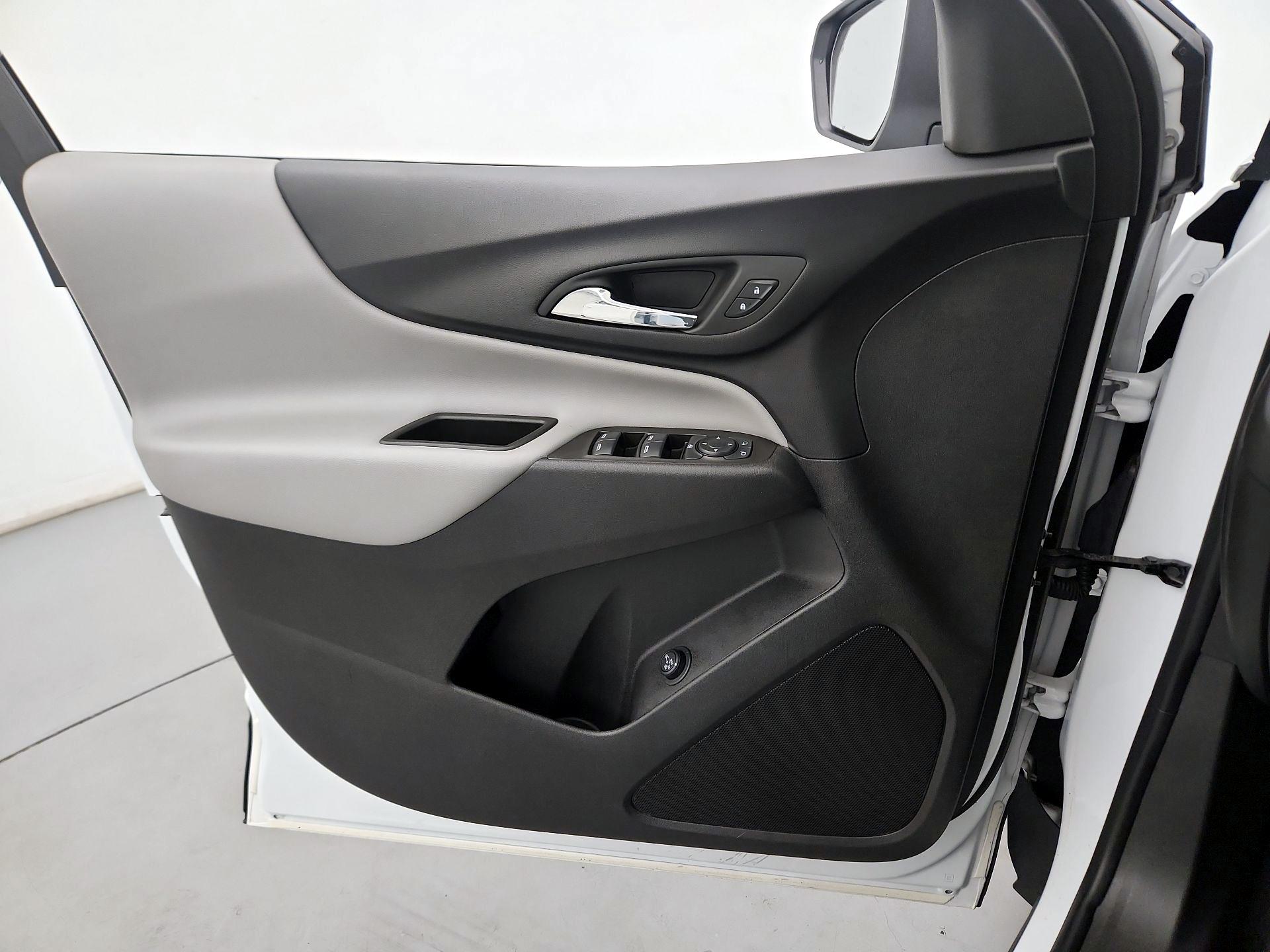 Thumbnail: 2023 Chevrolet Equinox - 12