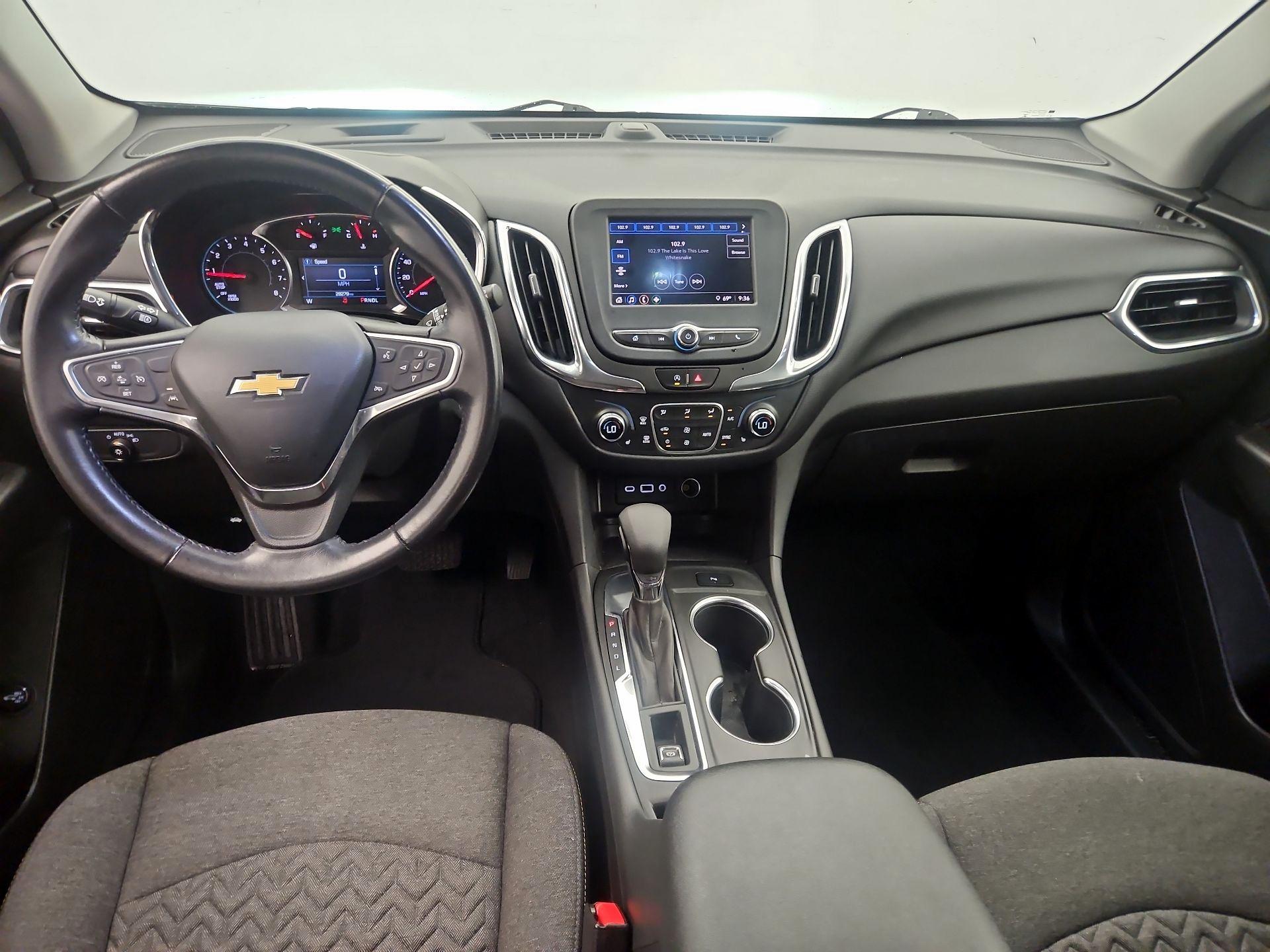 Thumbnail: 2022 Chevrolet Equinox - 9