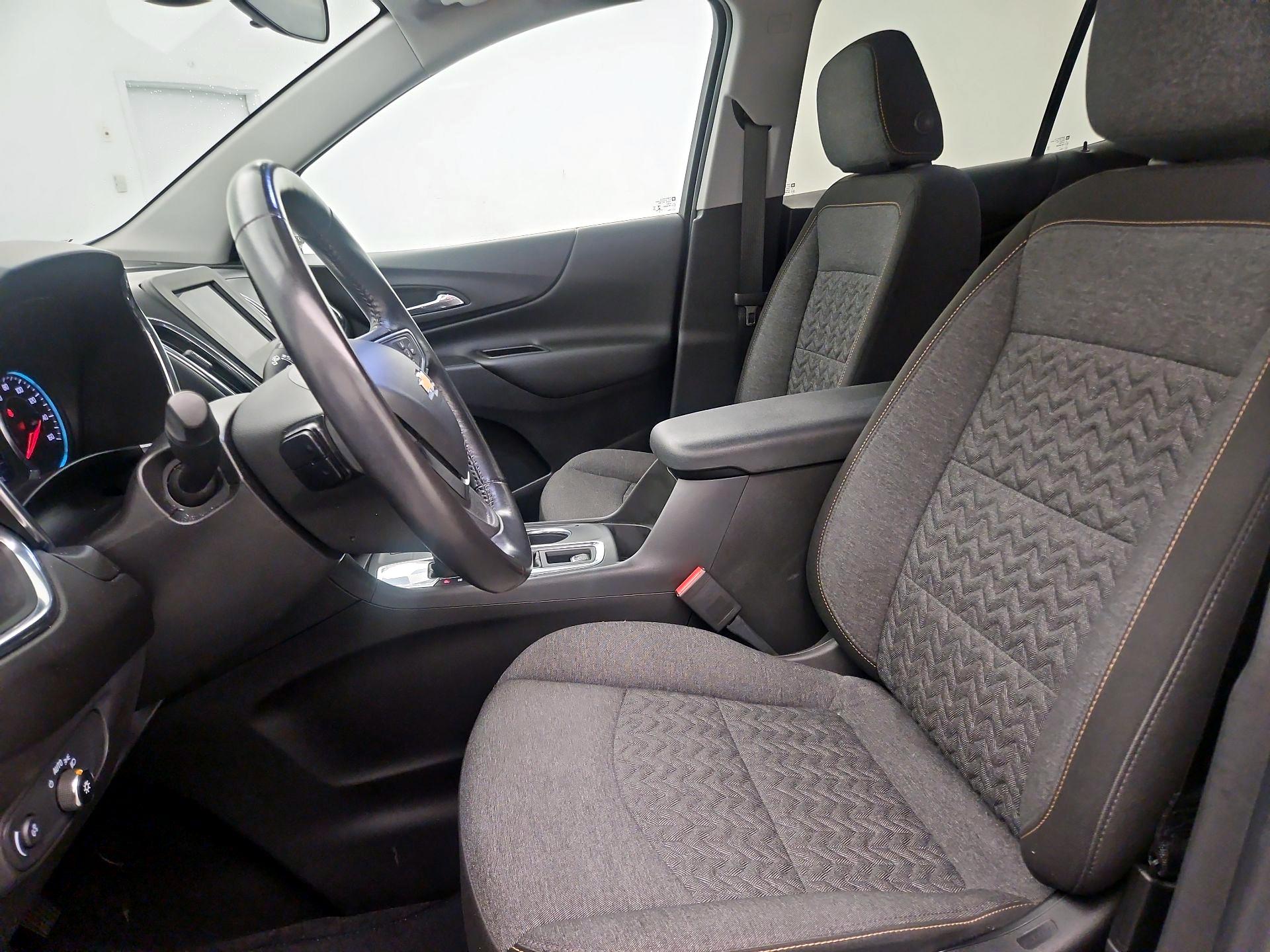 Thumbnail: 2022 Chevrolet Equinox - 11
