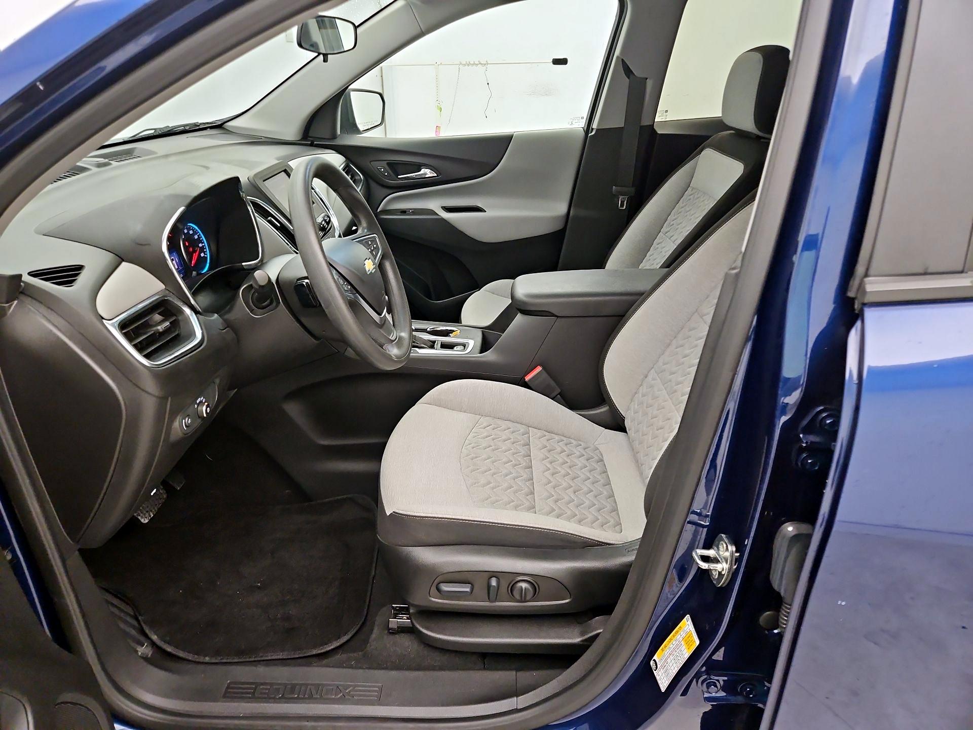 Thumbnail: 2022 Chevrolet Equinox - 11