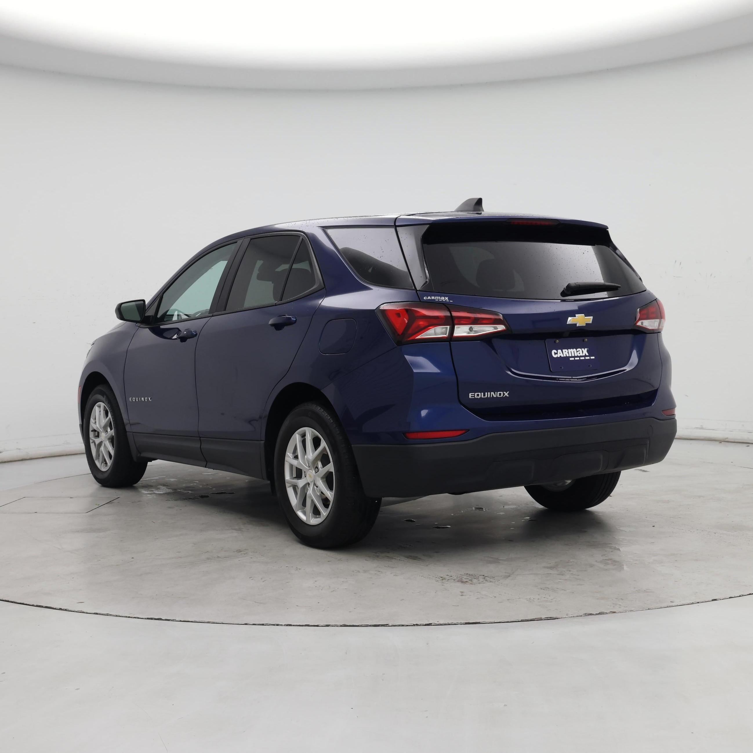 Thumbnail: 2022 Chevrolet Equinox - 2