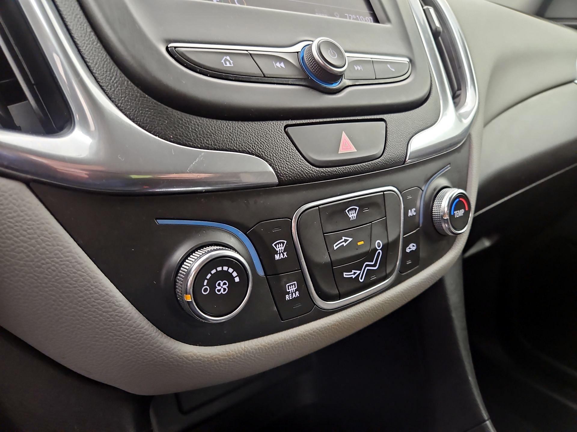 Thumbnail: 2020 Chevrolet Equinox - 16