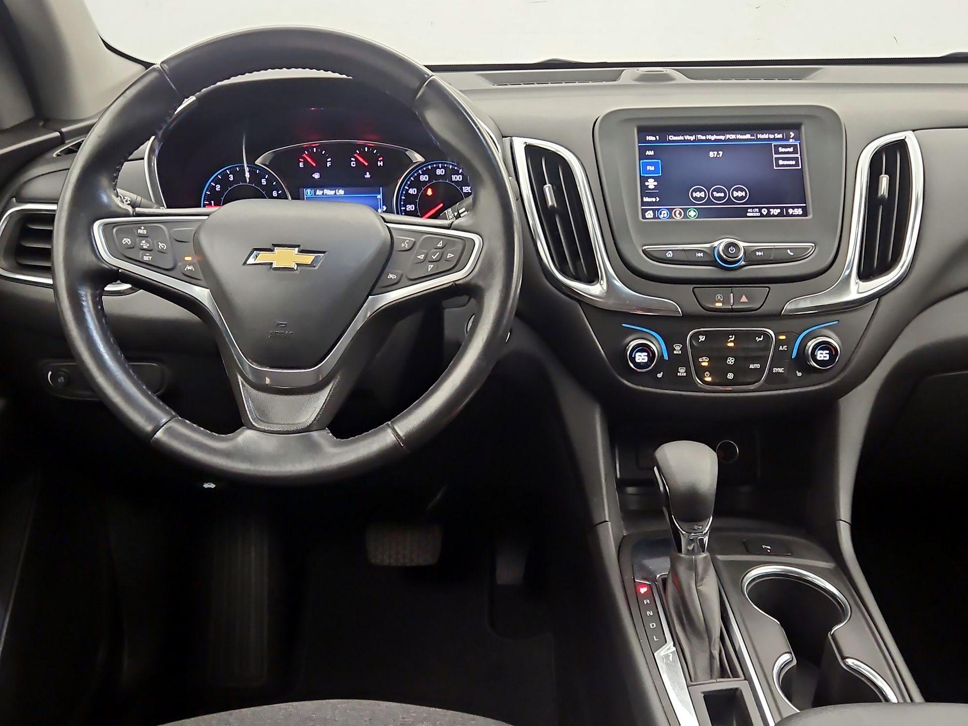 Thumbnail: 2022 Chevrolet Equinox - 10