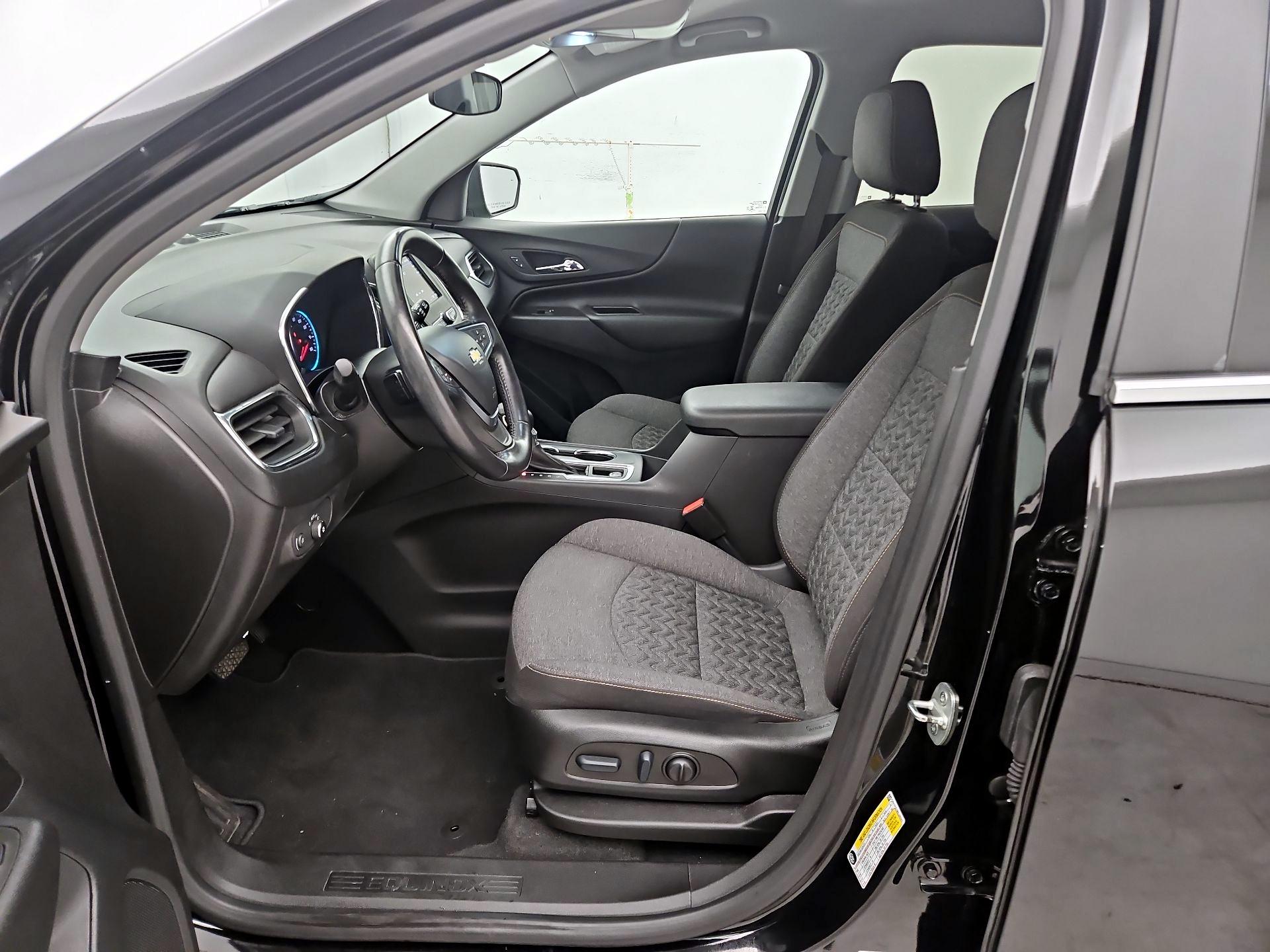 Thumbnail: 2022 Chevrolet Equinox - 11