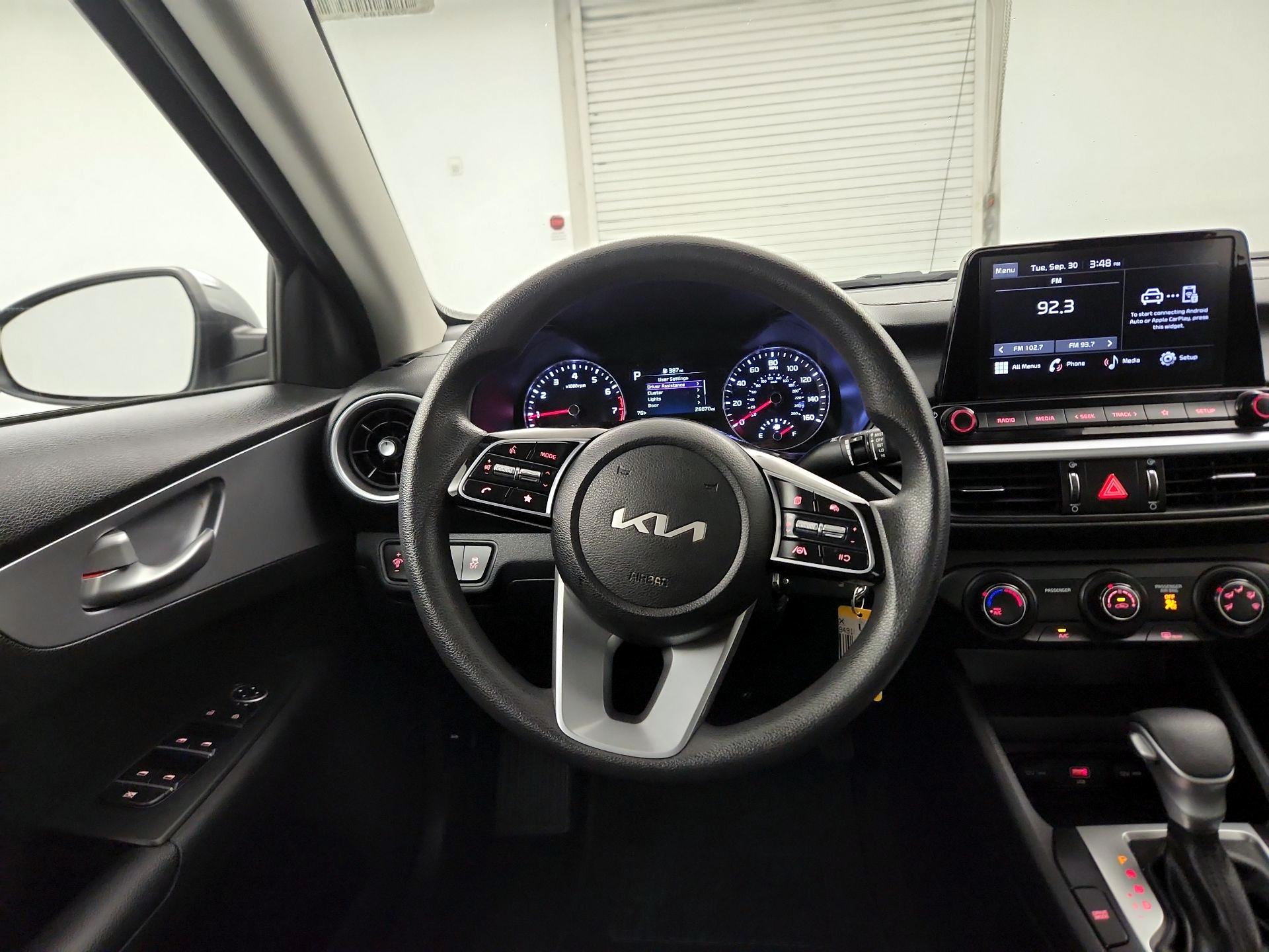 Thumbnail: 2022 Kia Forte - 10
