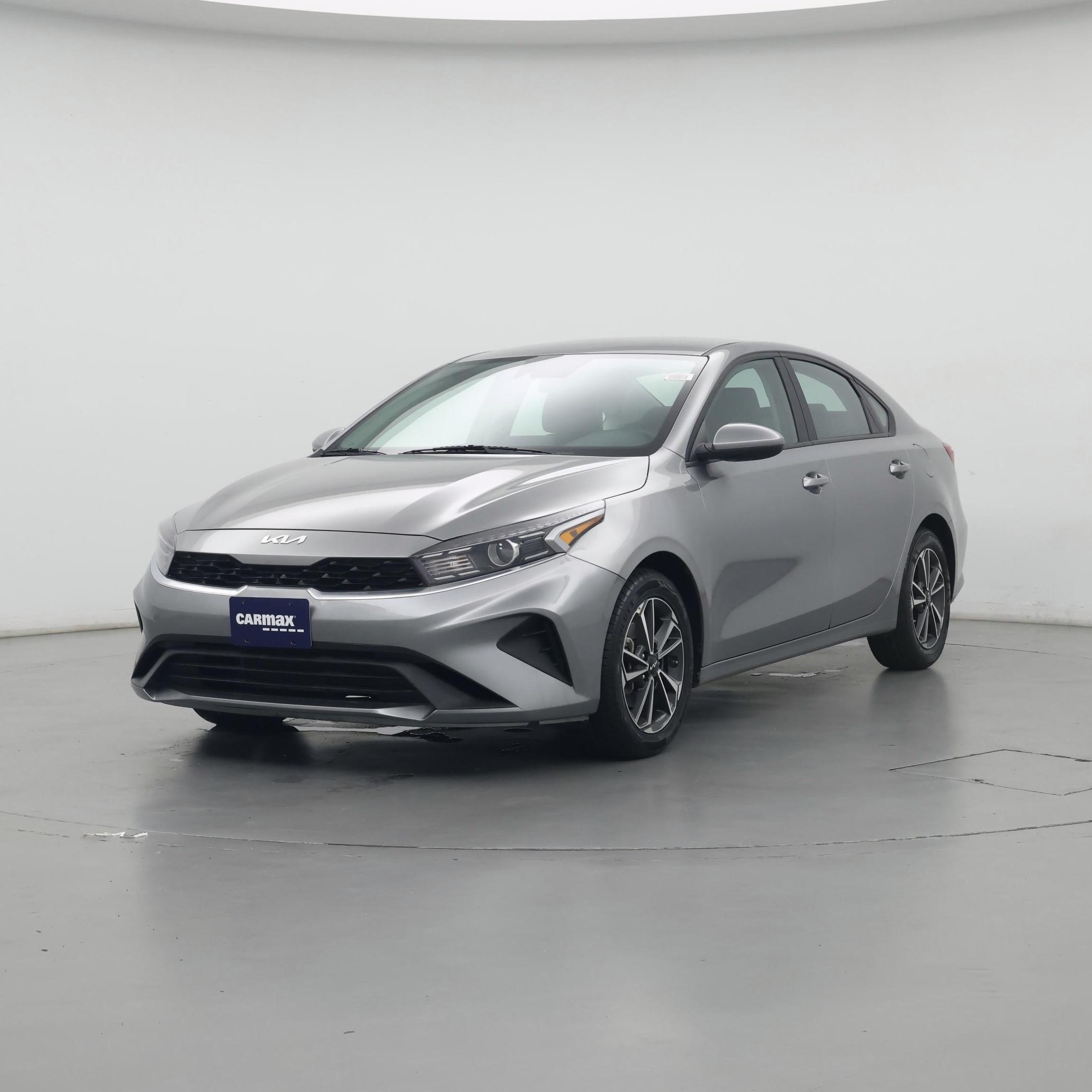 Thumbnail: 2022 Kia Forte - 4