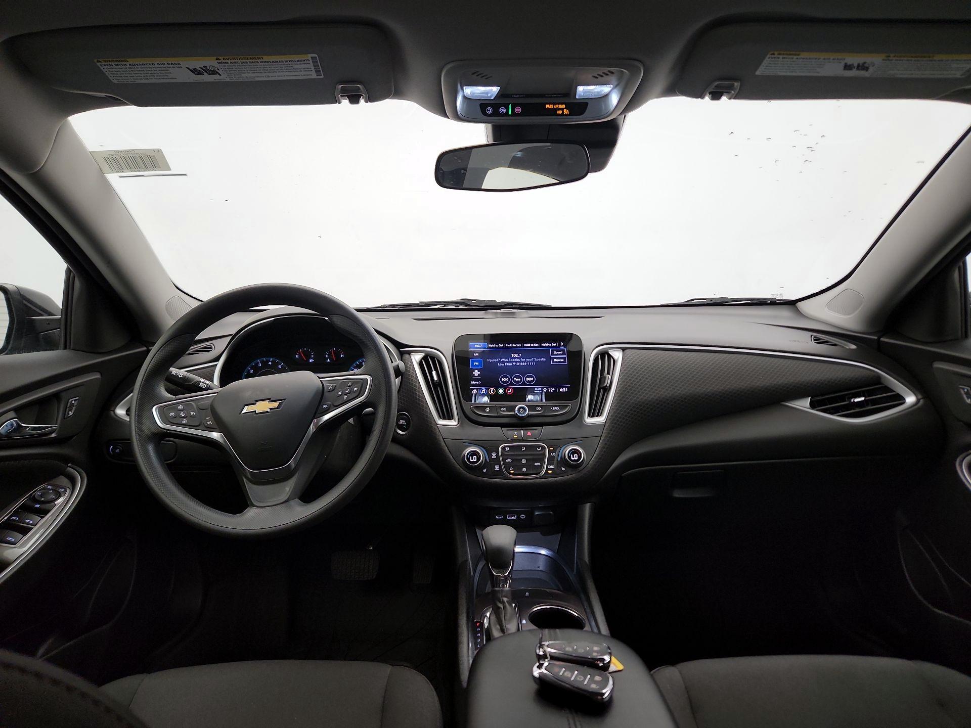 Thumbnail: 2023 Chevrolet Malibu - 9
