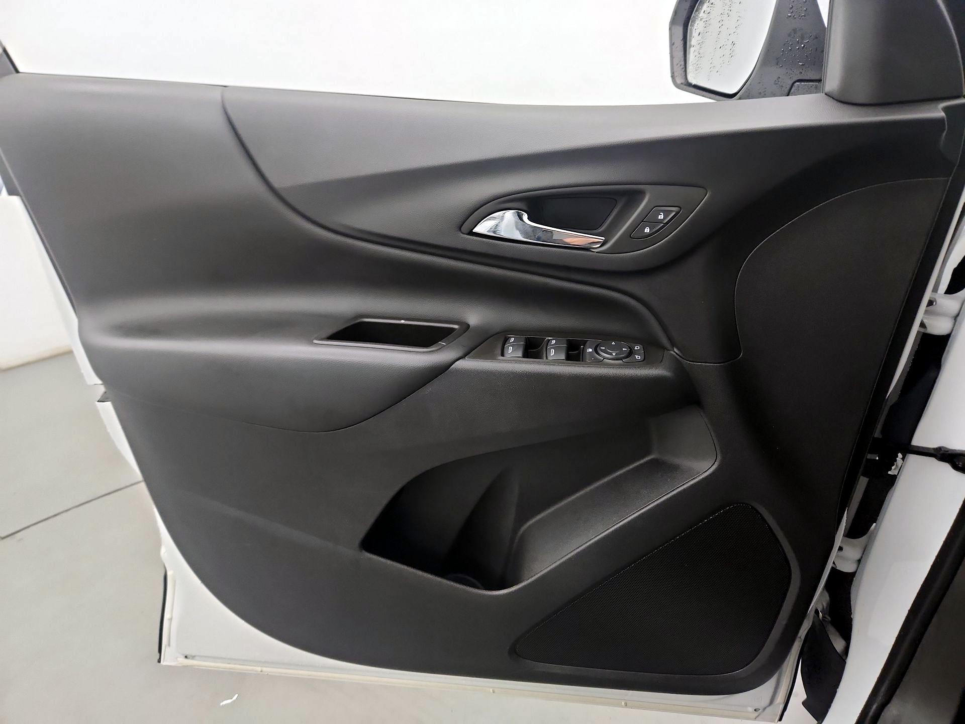 Thumbnail: 2023 Chevrolet Equinox - 12
