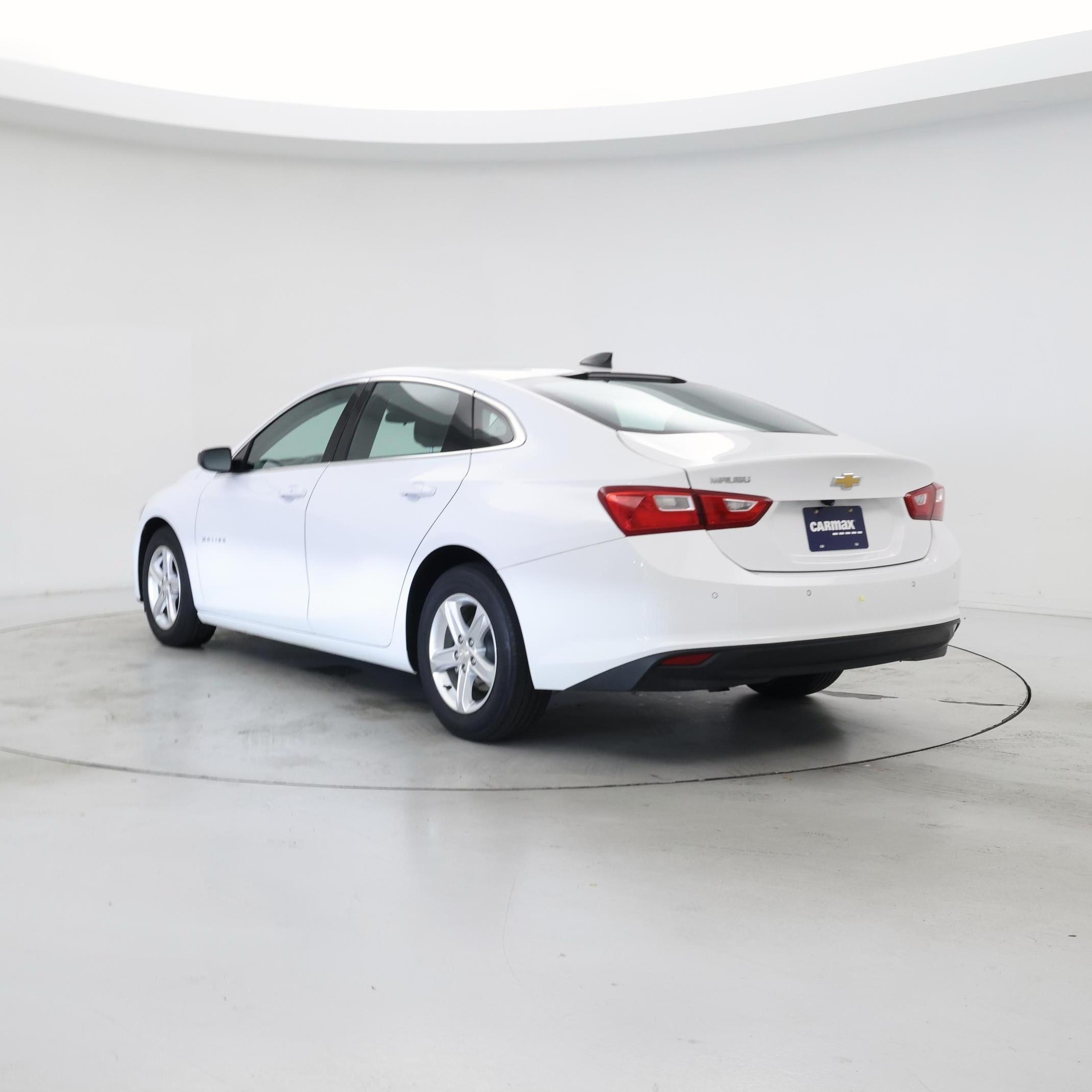 Thumbnail: 2023 Chevrolet Malibu - 2
