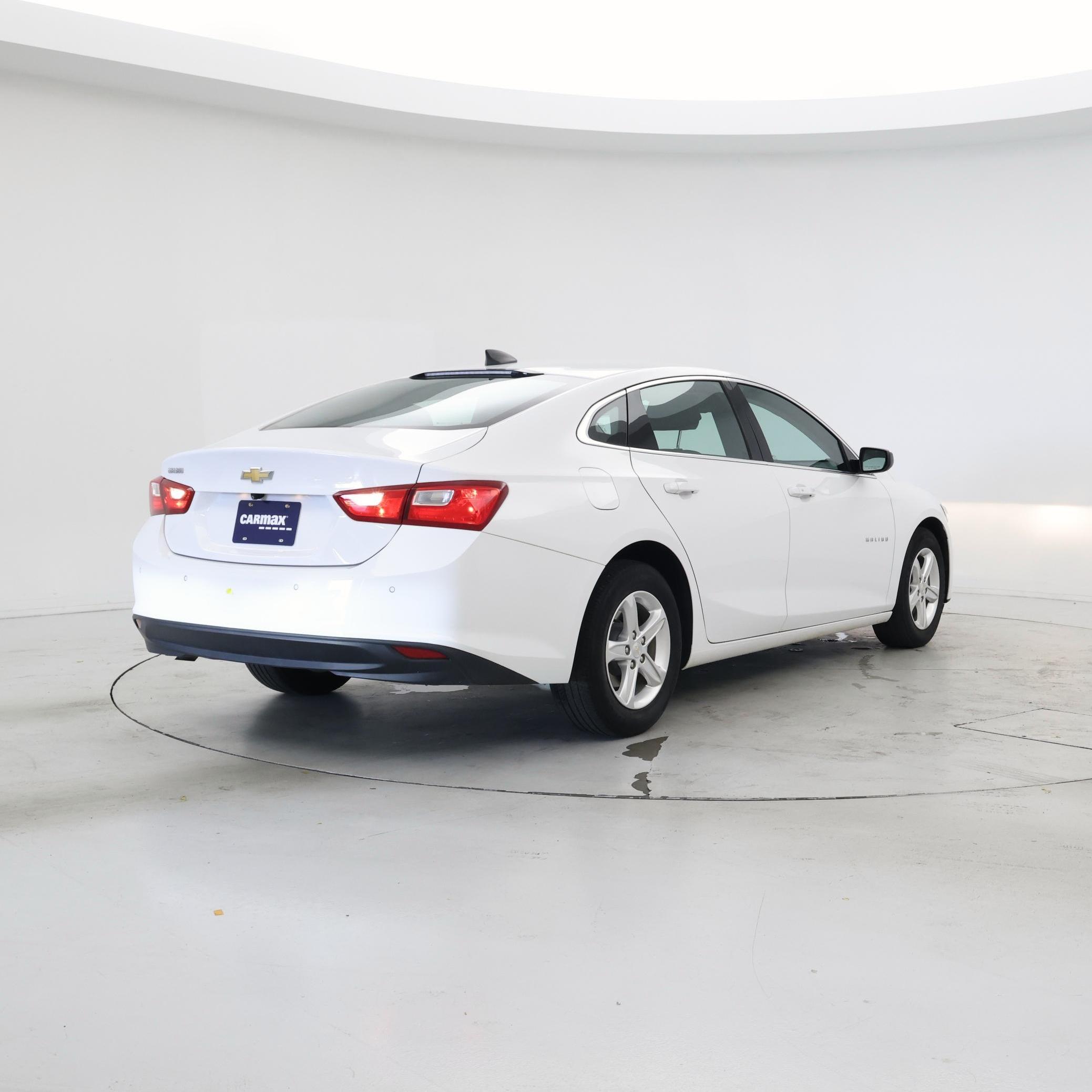 Thumbnail: 2023 Chevrolet Malibu - 8