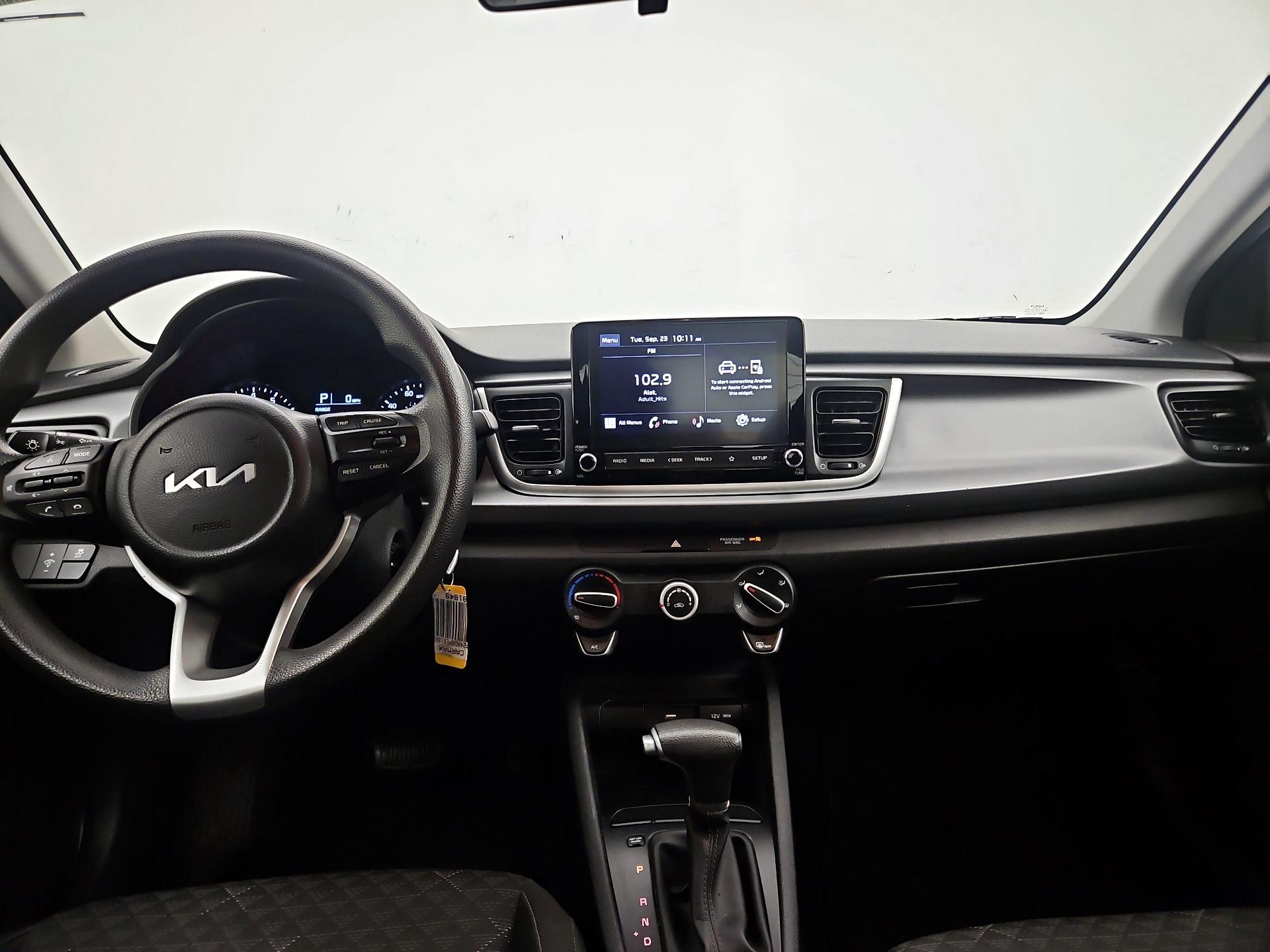 Thumbnail: 2023 Kia Rio - 9