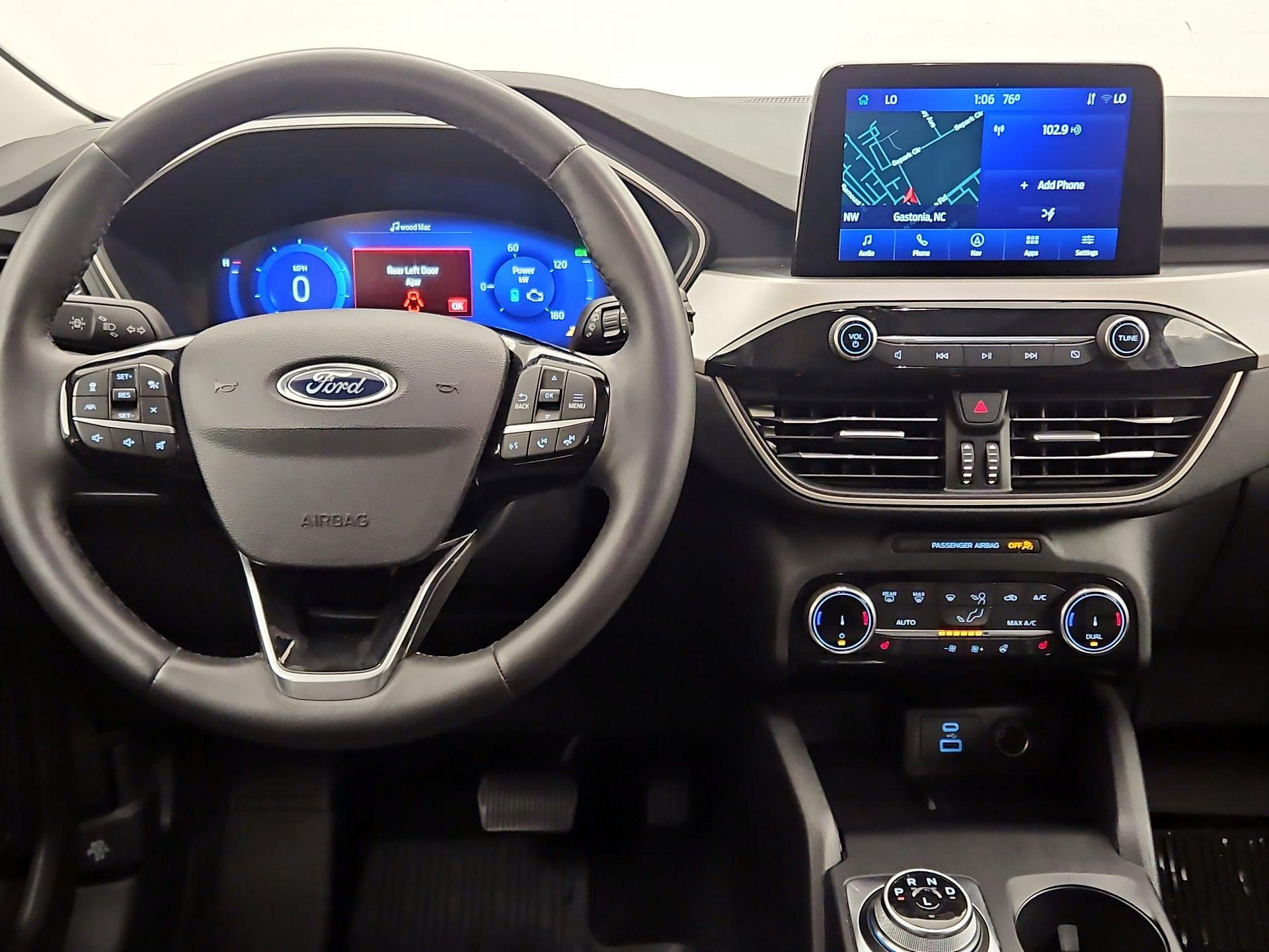 Thumbnail: 2022 Ford Escape - 10