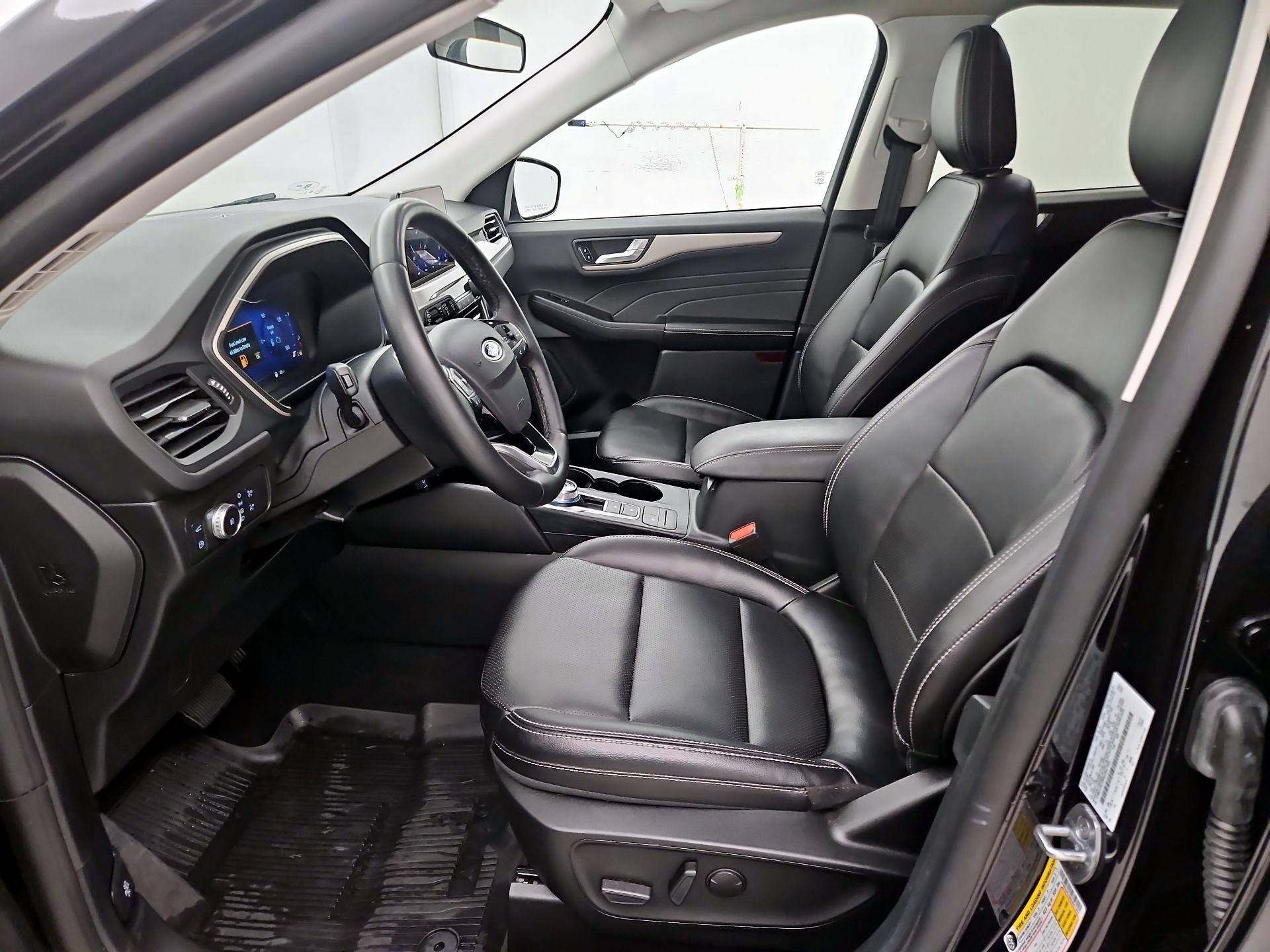 Thumbnail: 2022 Ford Escape - 11