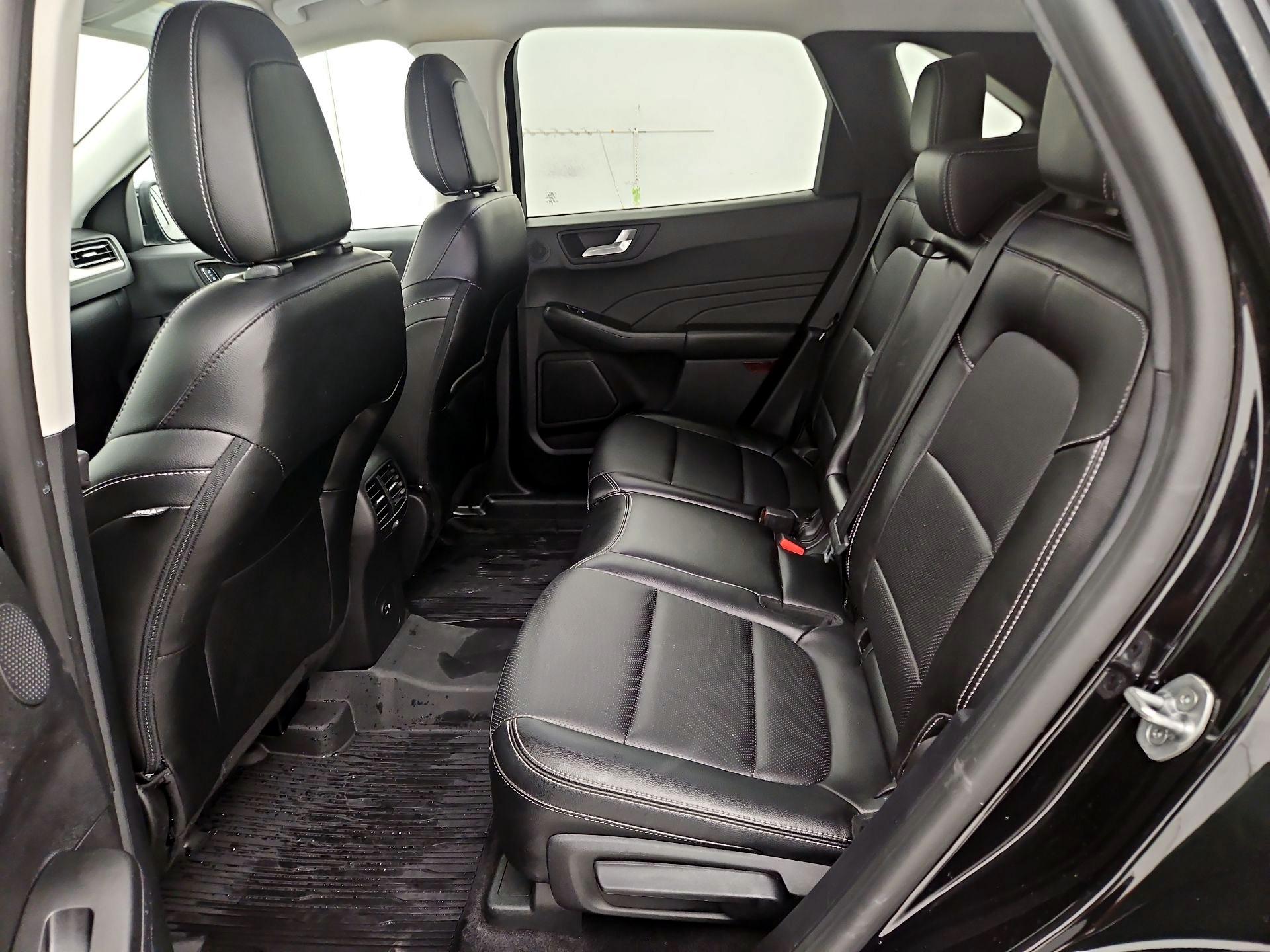 Thumbnail: 2022 Ford Escape - 20