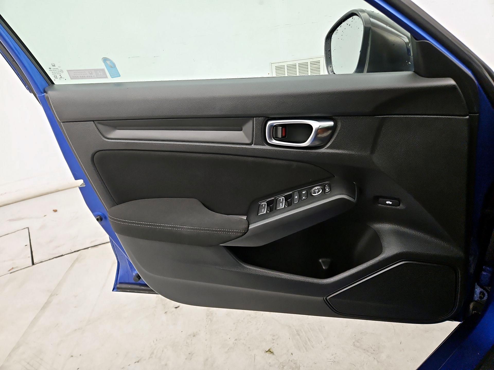 Thumbnail: 2022 Honda Civic - 12