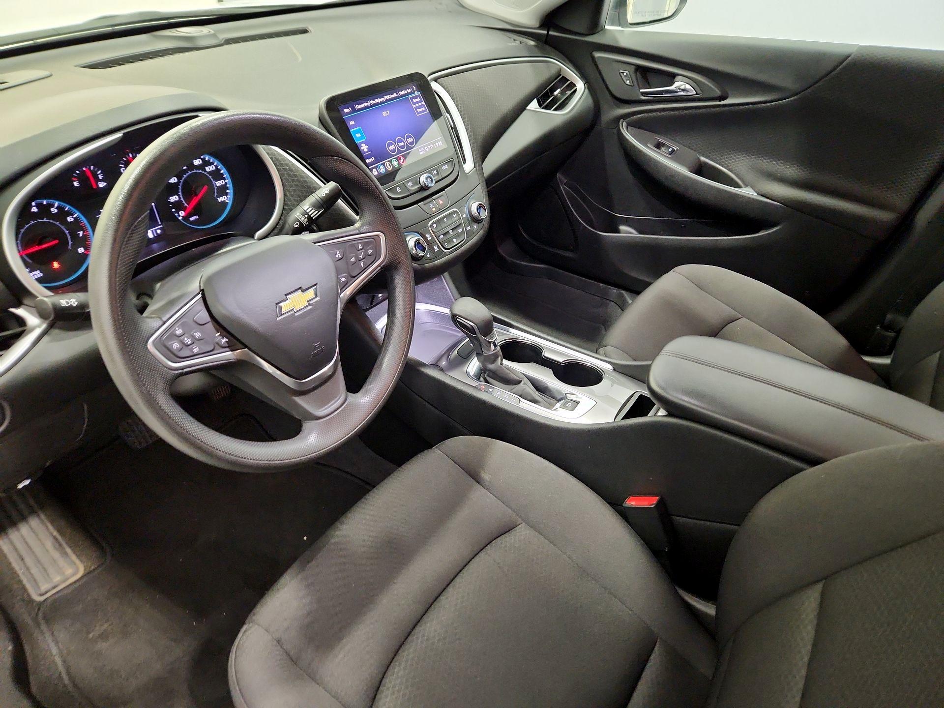 Thumbnail: 2023 Chevrolet Malibu - 11