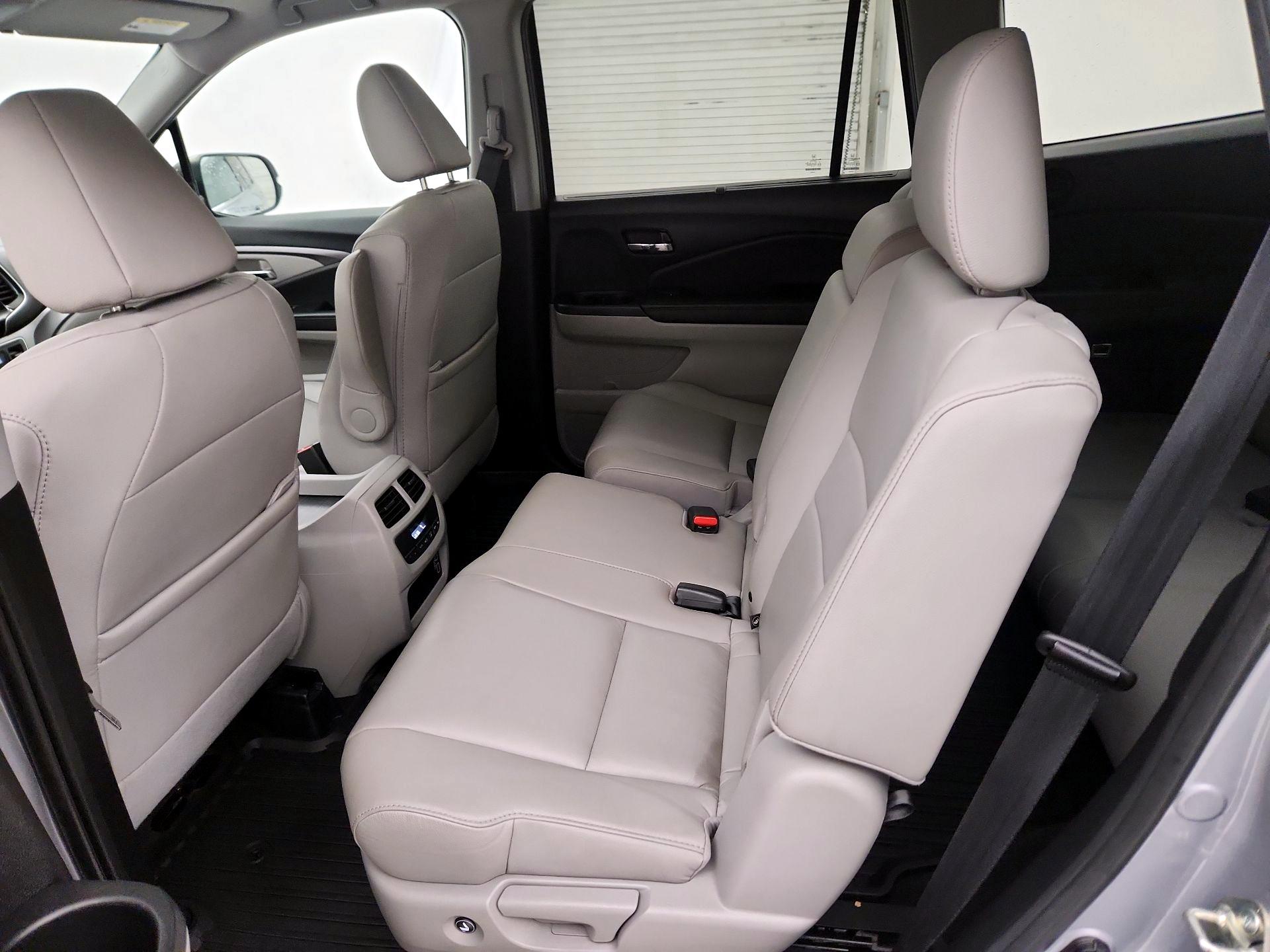 Thumbnail: 2021 Honda Pilot - 20