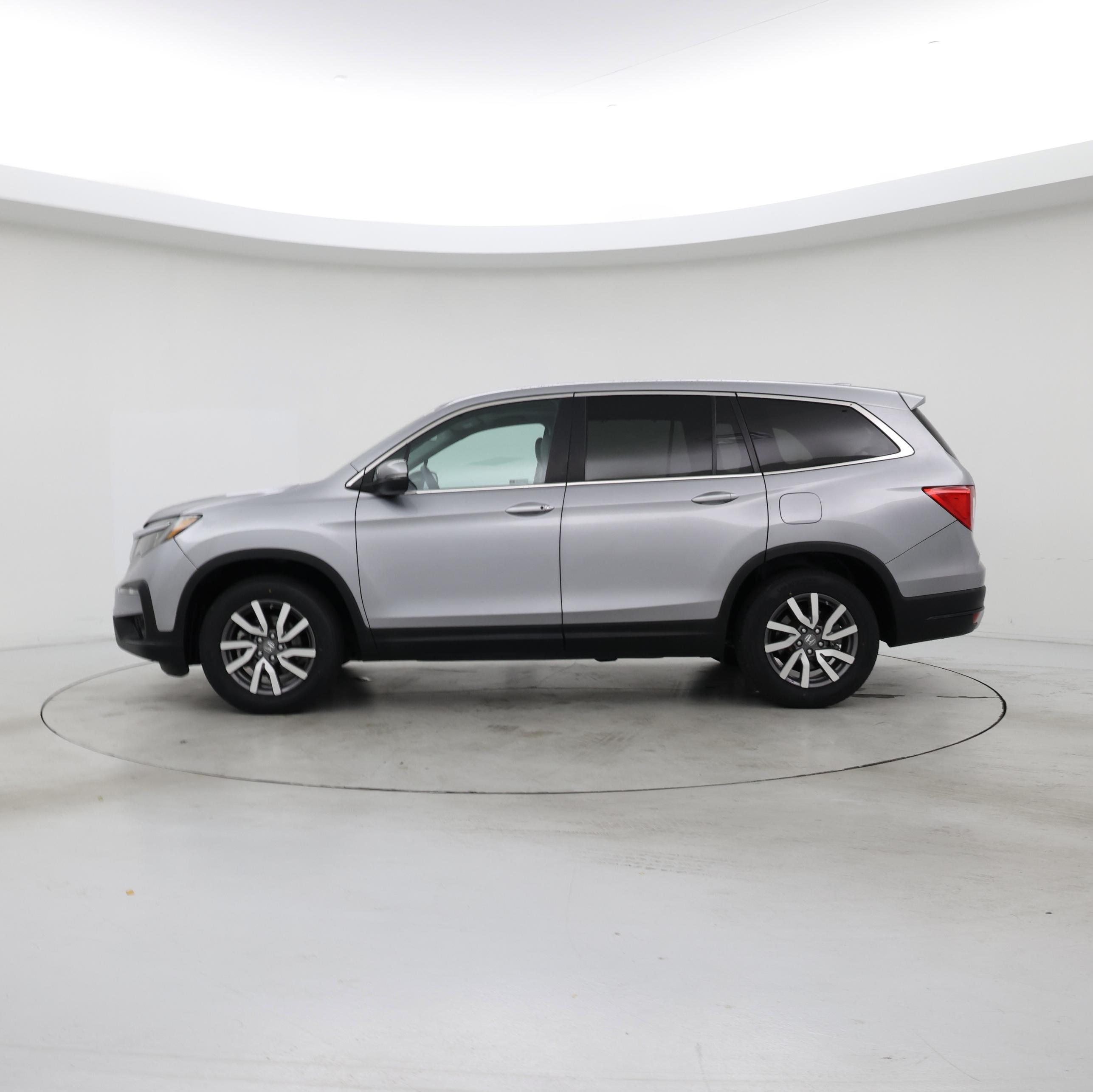 Thumbnail: 2021 Honda Pilot - 3