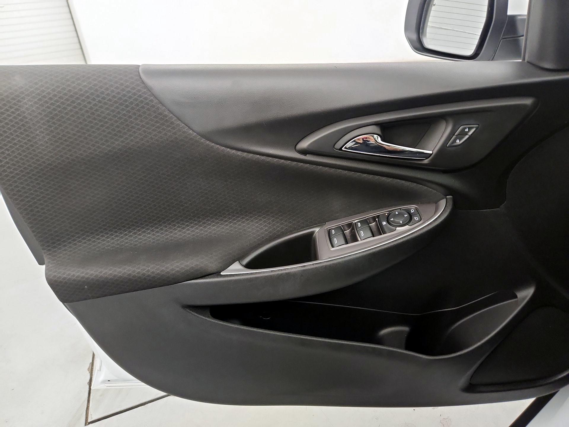 Thumbnail: 2023 Chevrolet Malibu - 12
