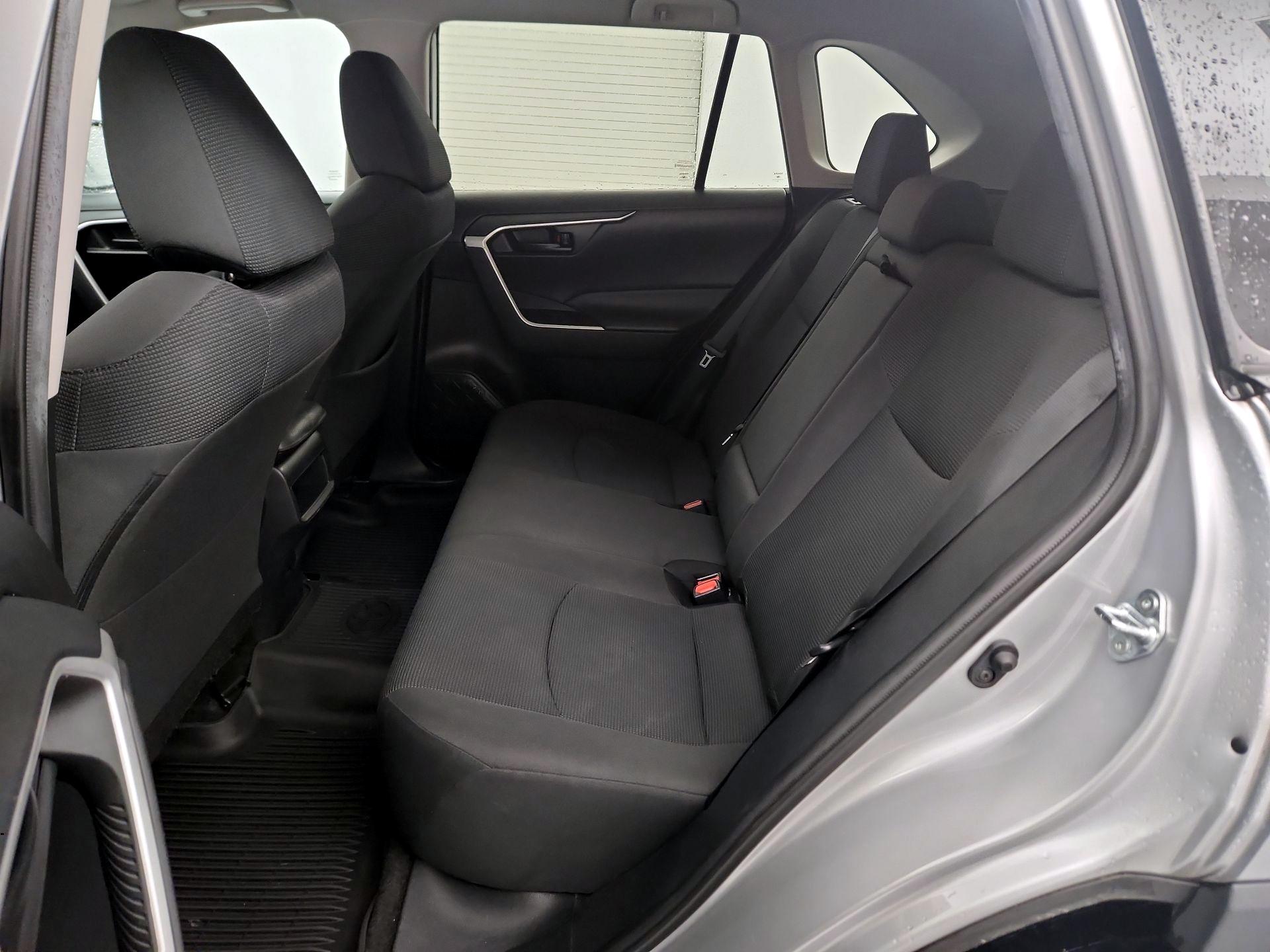 Thumbnail: 2021 Toyota RAV4 - 19