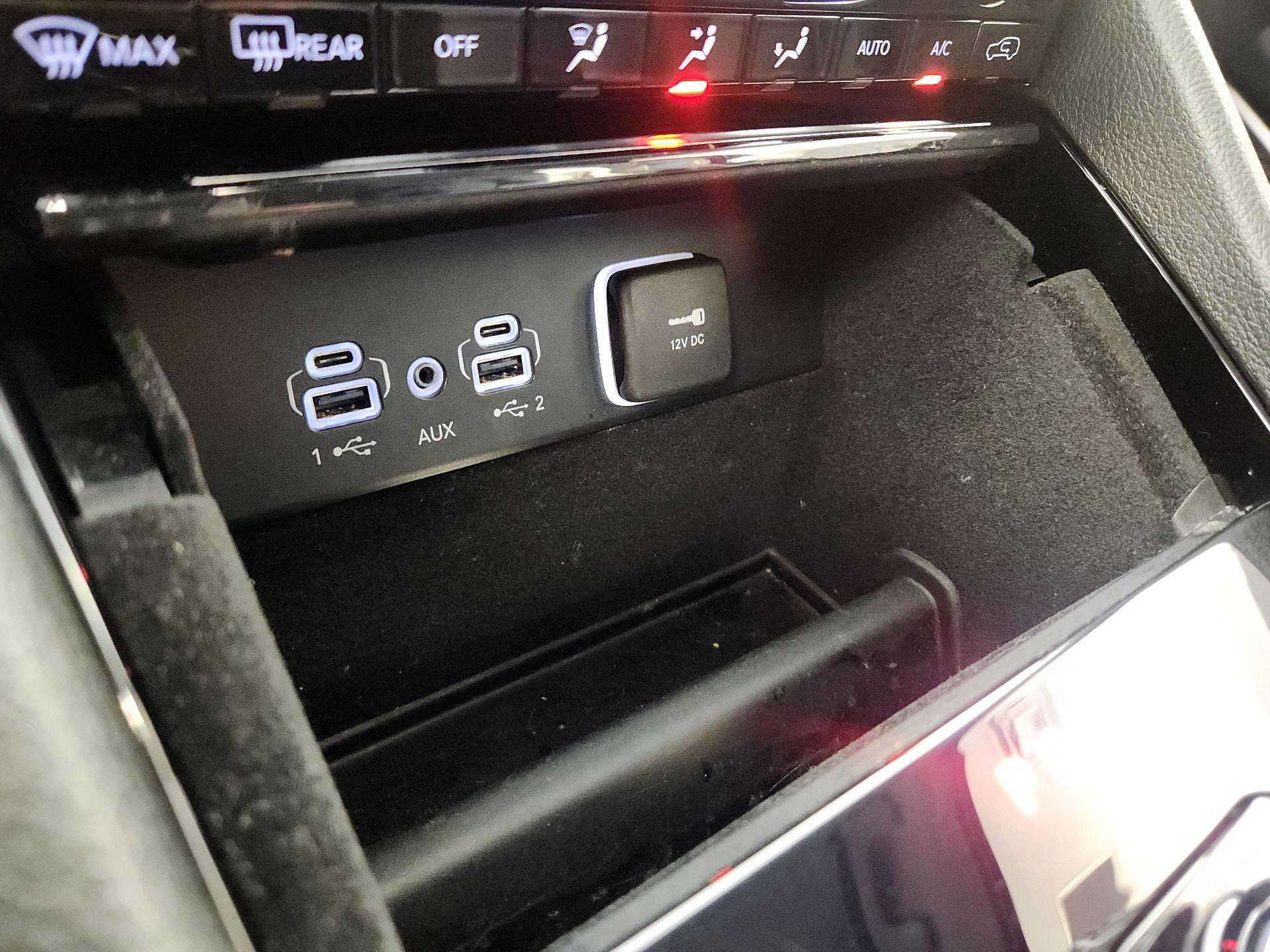 Thumbnail: 2022 Jeep Grand Cherokee - 18