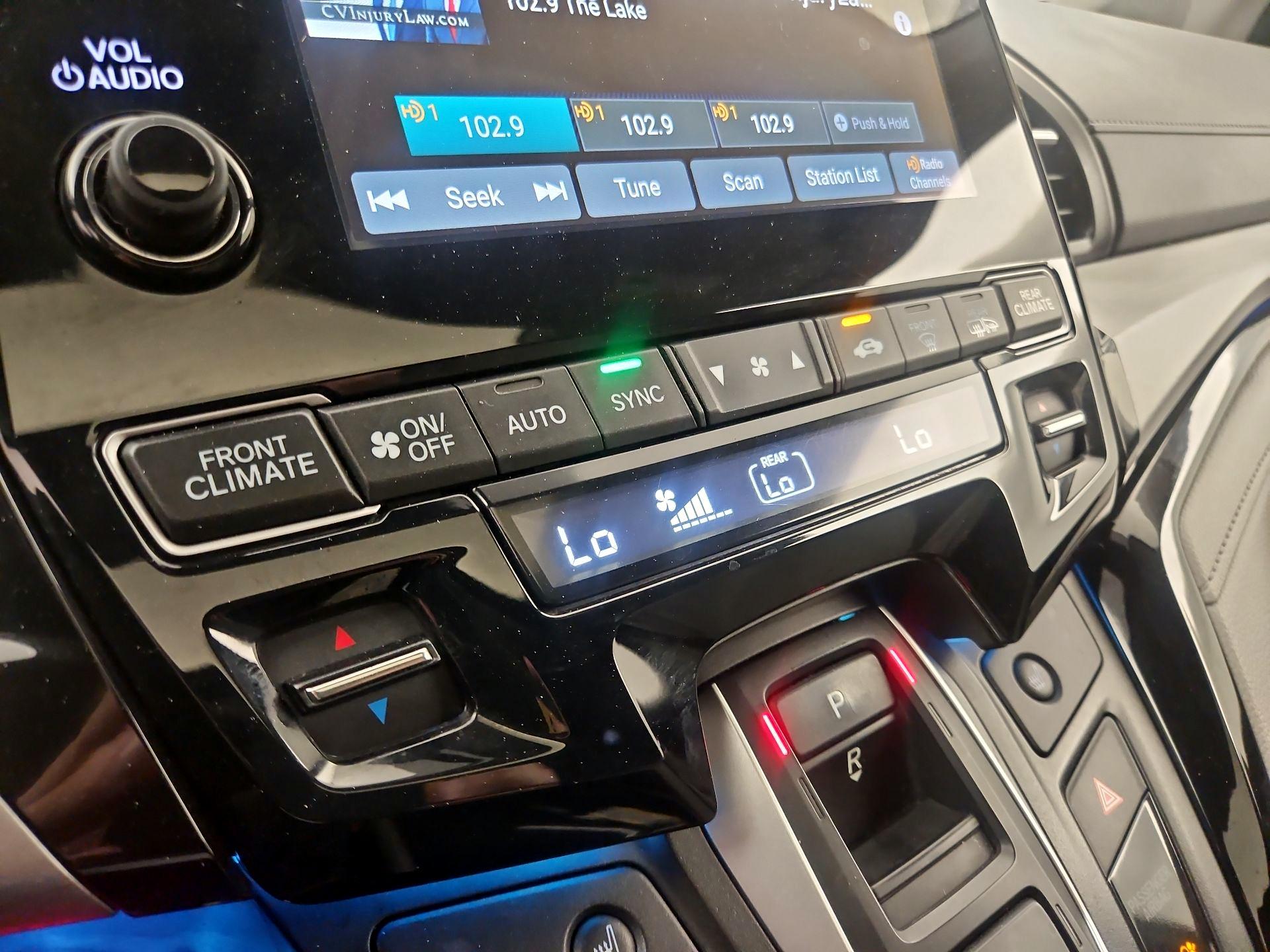 Thumbnail: 2022 Honda Odyssey - 16