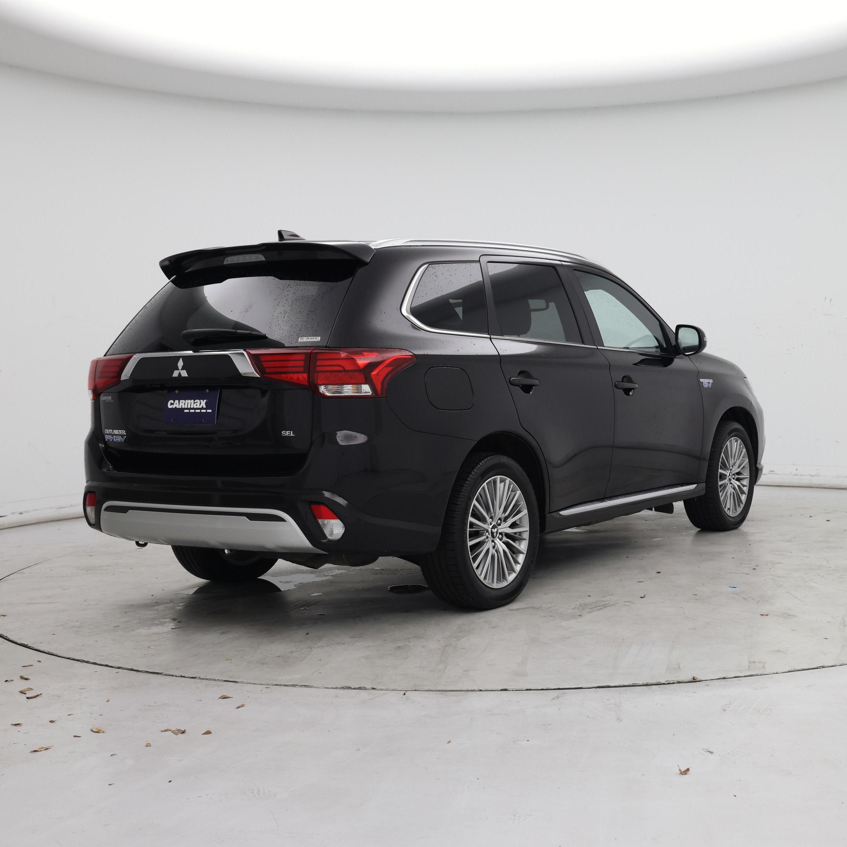 Thumbnail: 2021 Mitsubishi Outlander - 8